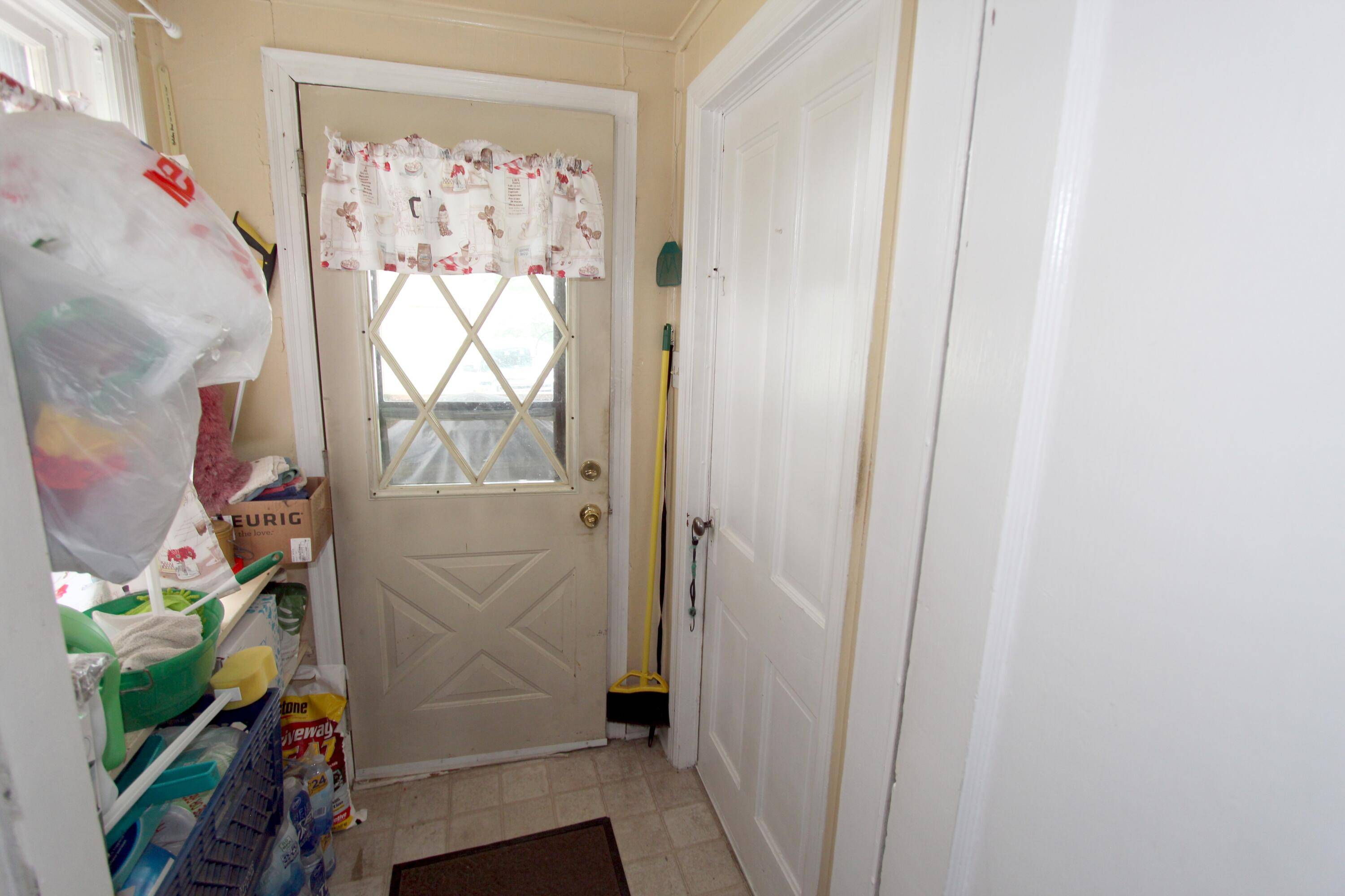 Delafield, WI 53072,N20W28318 Oakton Rd
