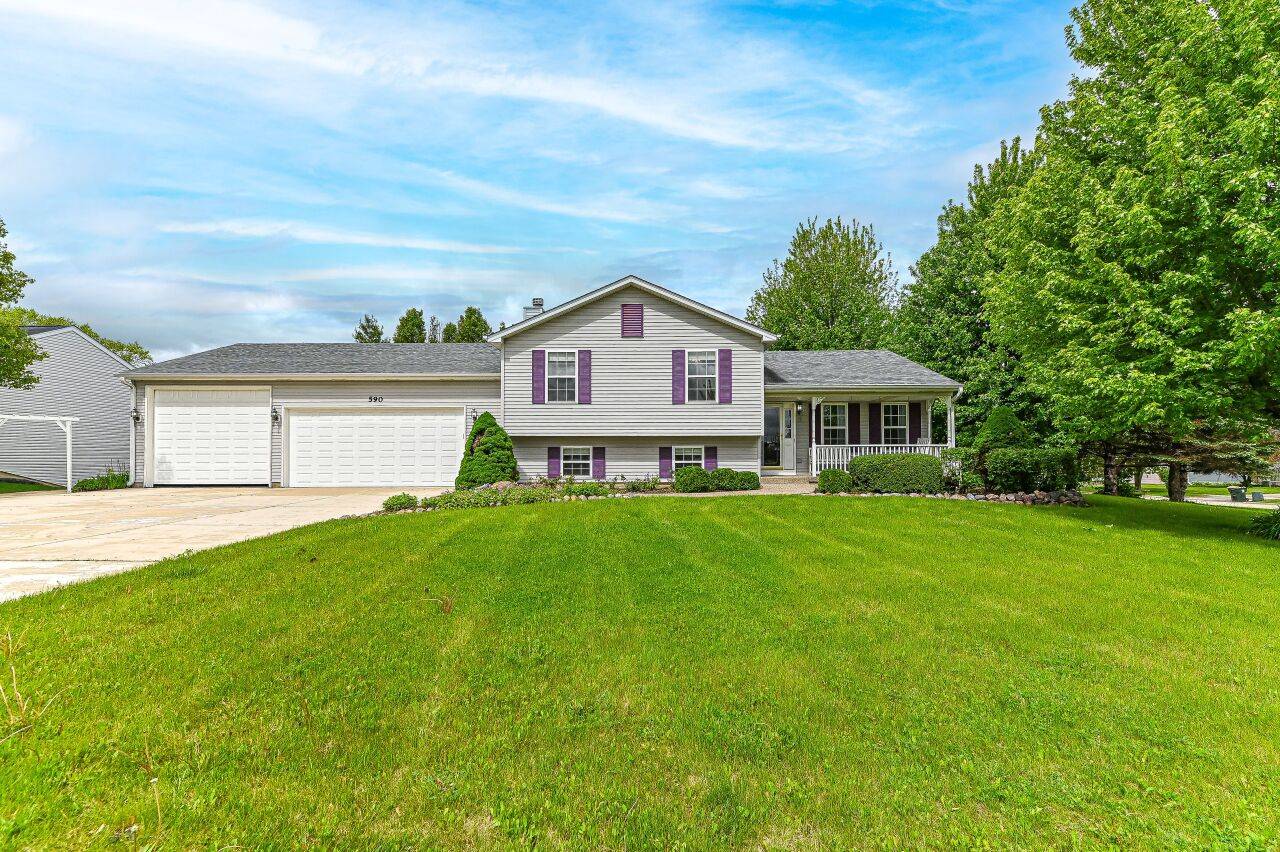 Antioch, IL 60002,590 Indian Trail Rd