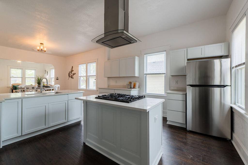 Racine, WI 53404,1516 Blake Ave