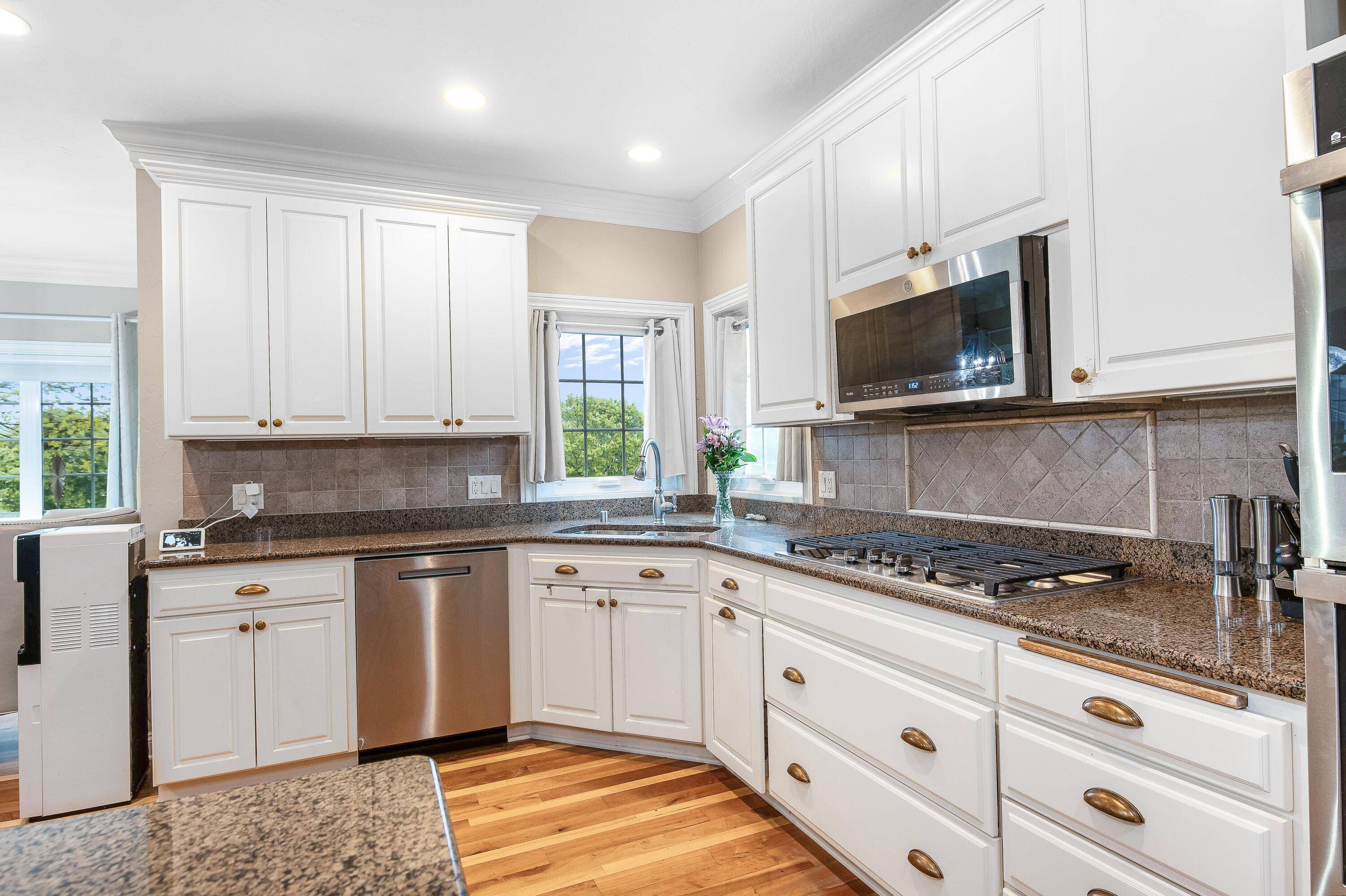Hartland, WI 53029,1259 Mary Hill Cir
