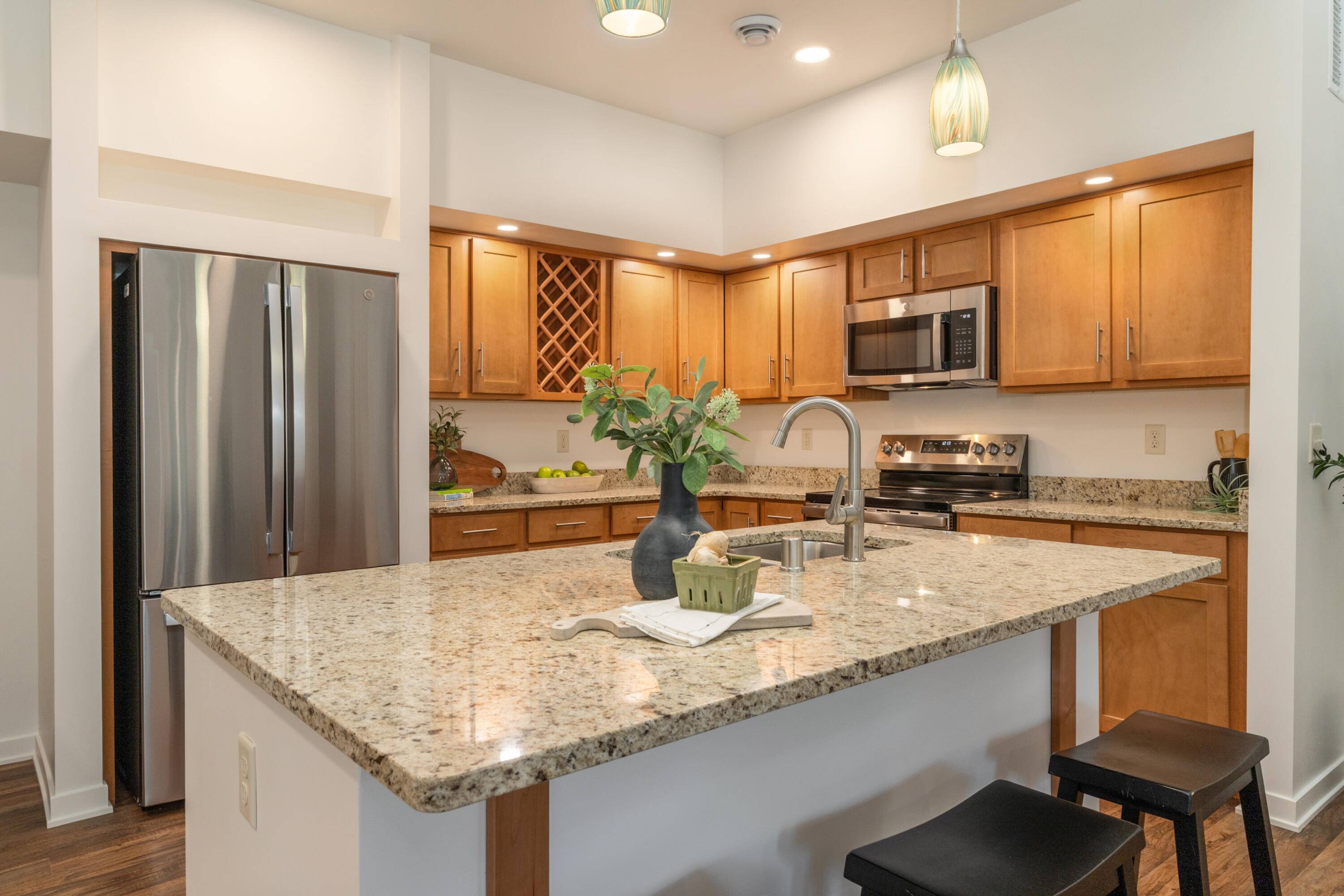 Saint Francis, WI 53235,2723 Pond Dr