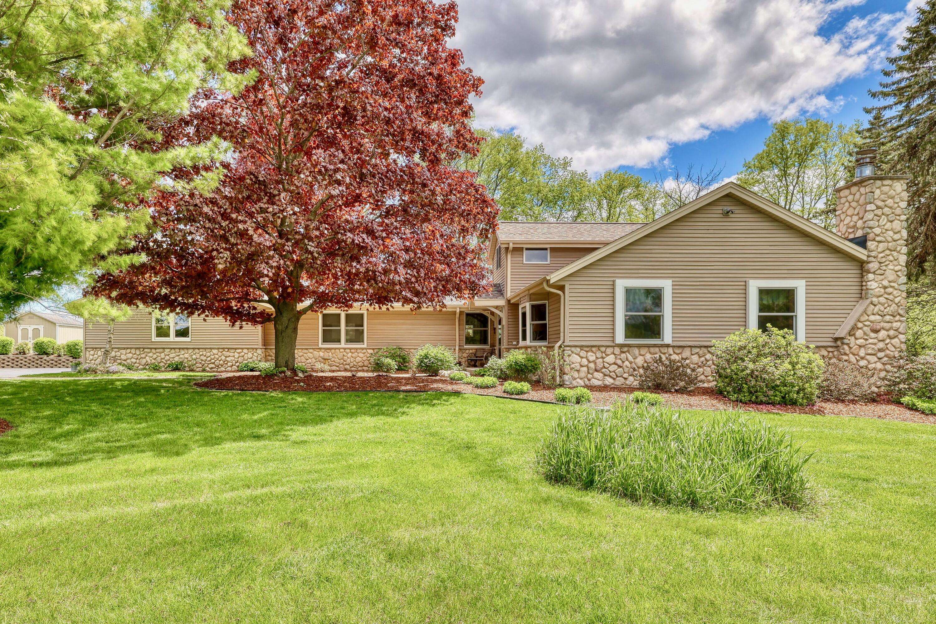Grafton, WI 53024,1559 River Bend Rd