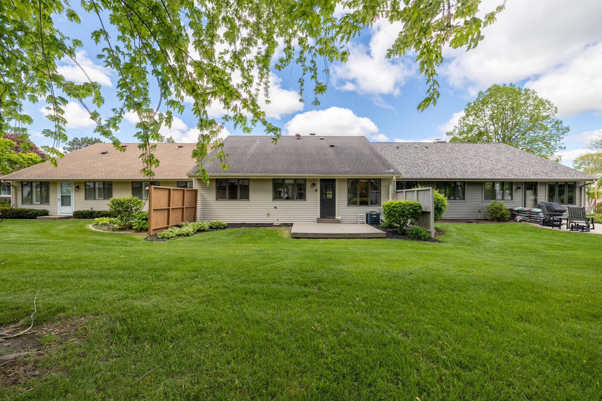 West Bend, WI 53095,629 Tamarack Dr E