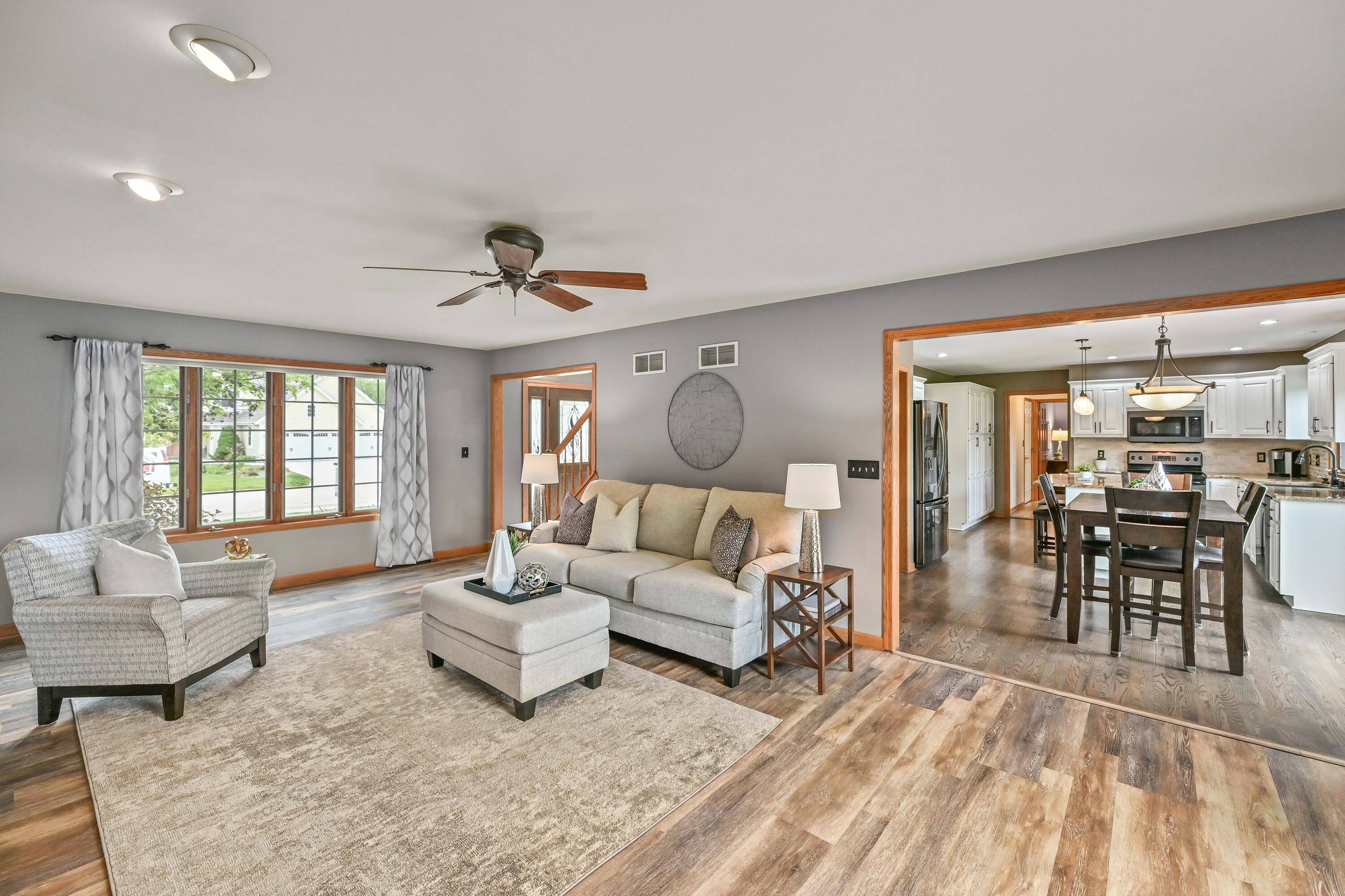 Sussex, WI 53089,N57W24664 Nighthawk Ct