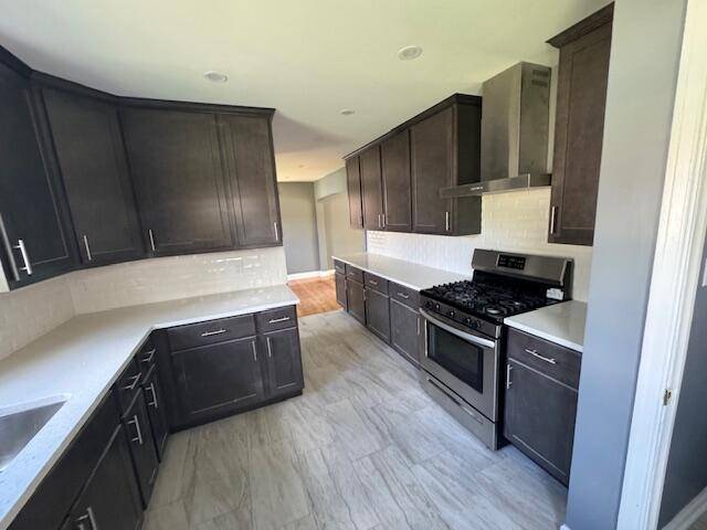 Milwaukee, WI 53209,2254 W Roosevelt Dr