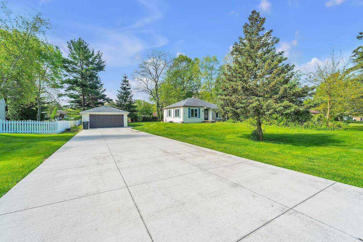Caledonia, WI 53405,4421 W Johnson Ave
