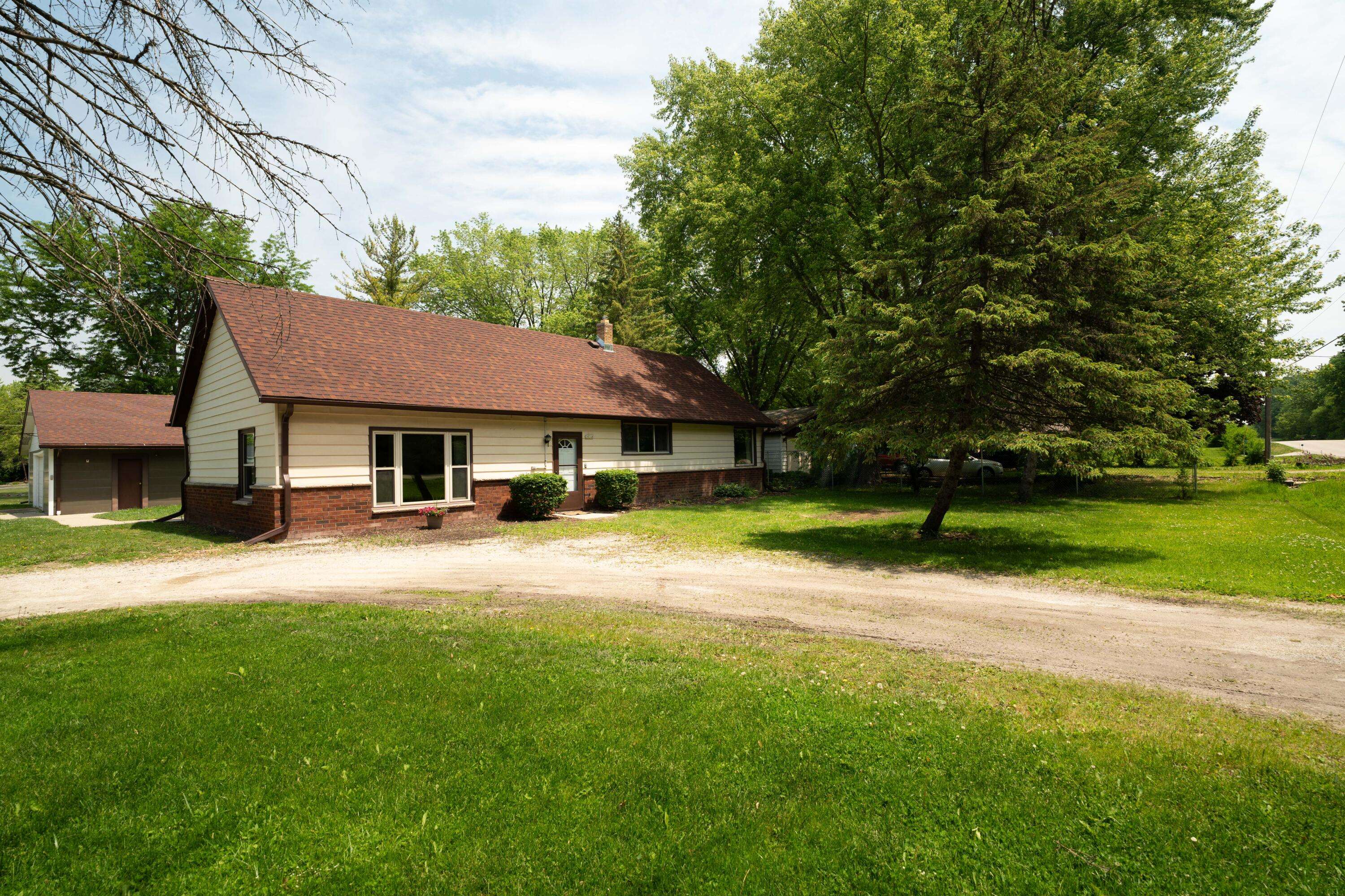 Waterford, WI 53185,28248 N Lake Dr