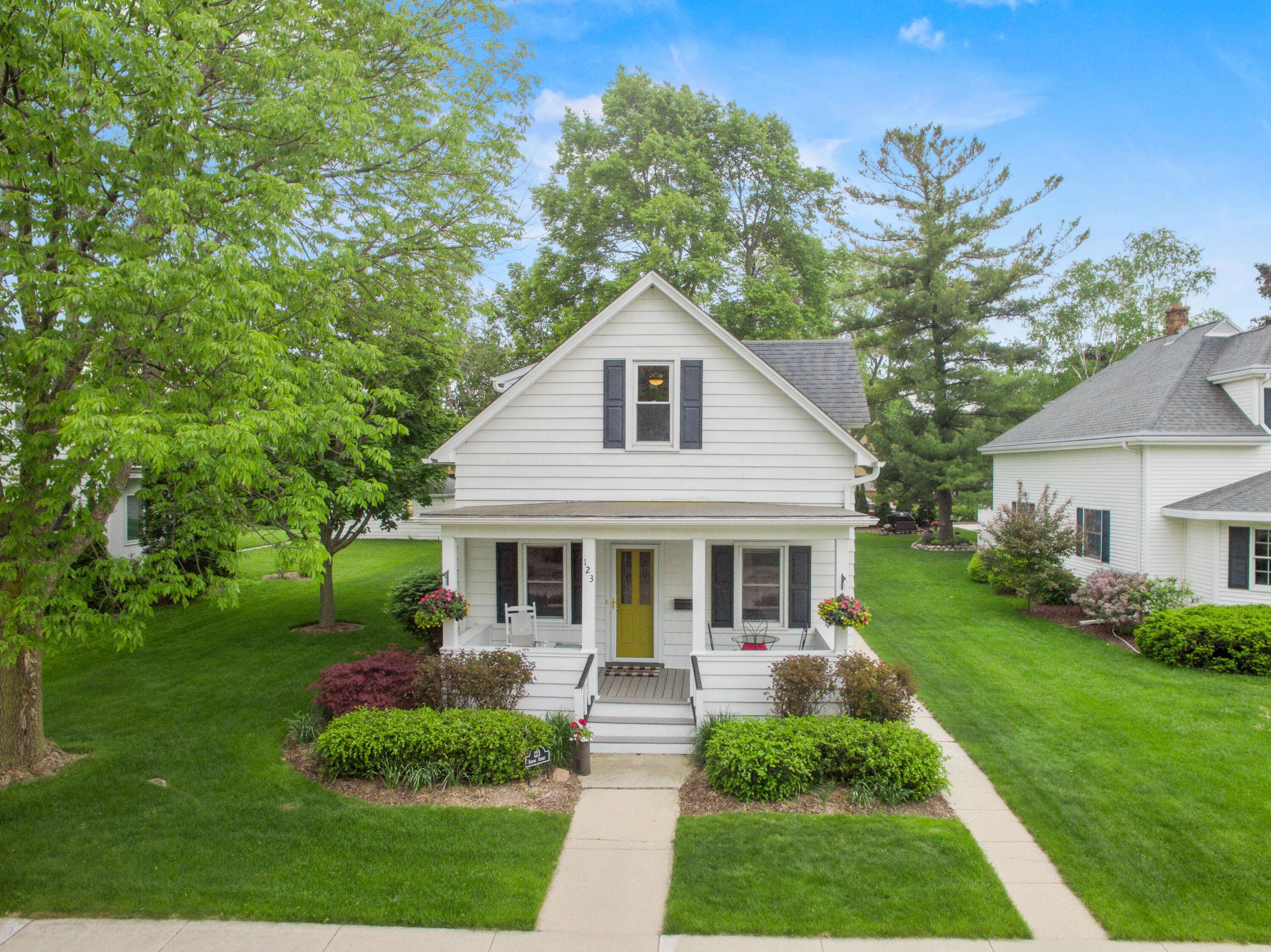 Kohler, WI 53044,123 School St