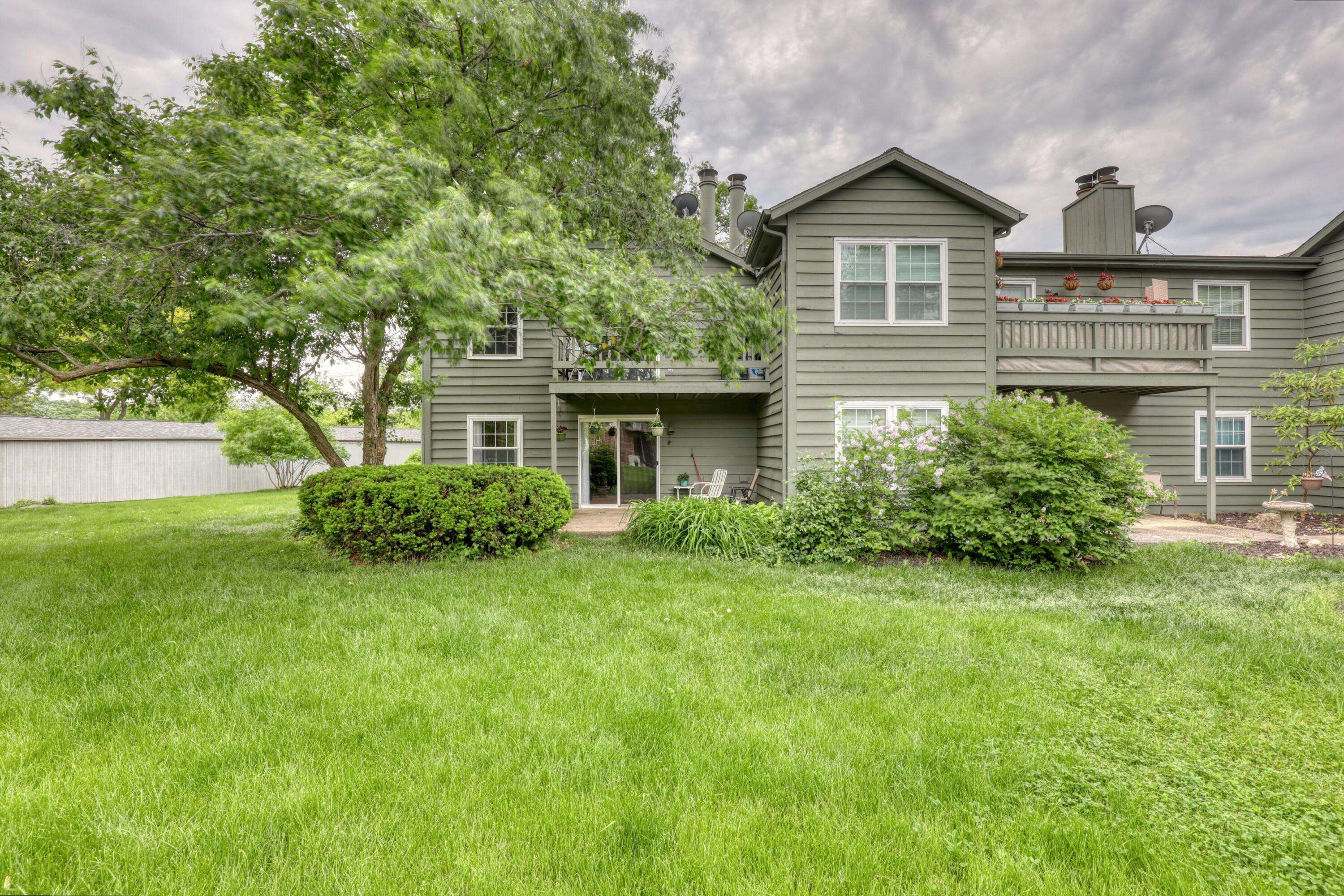 Hartland, WI 53029,735 S Imperial Dr Unit D