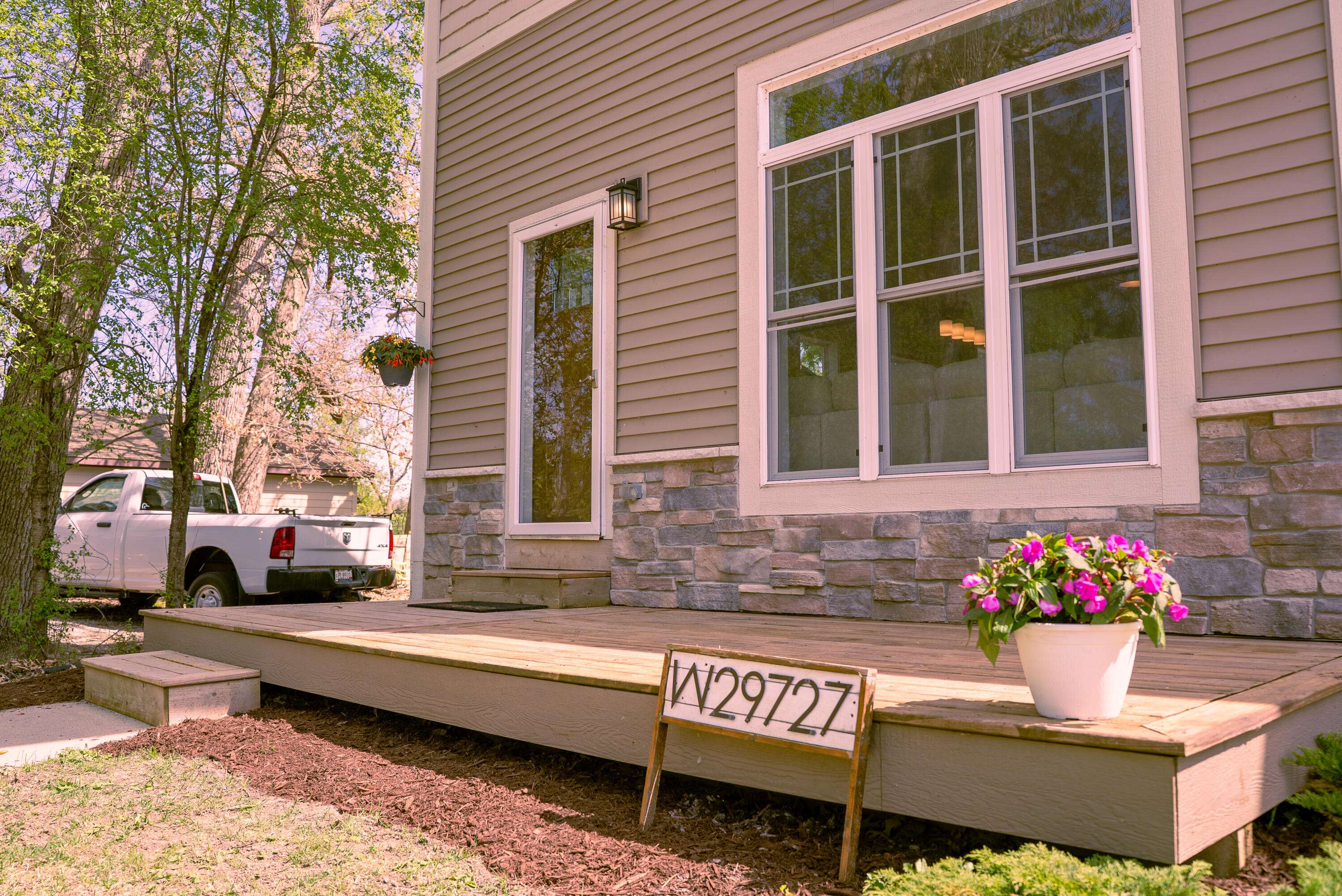 Delafield, WI 53072,N21W29727 Glen Cove Rd