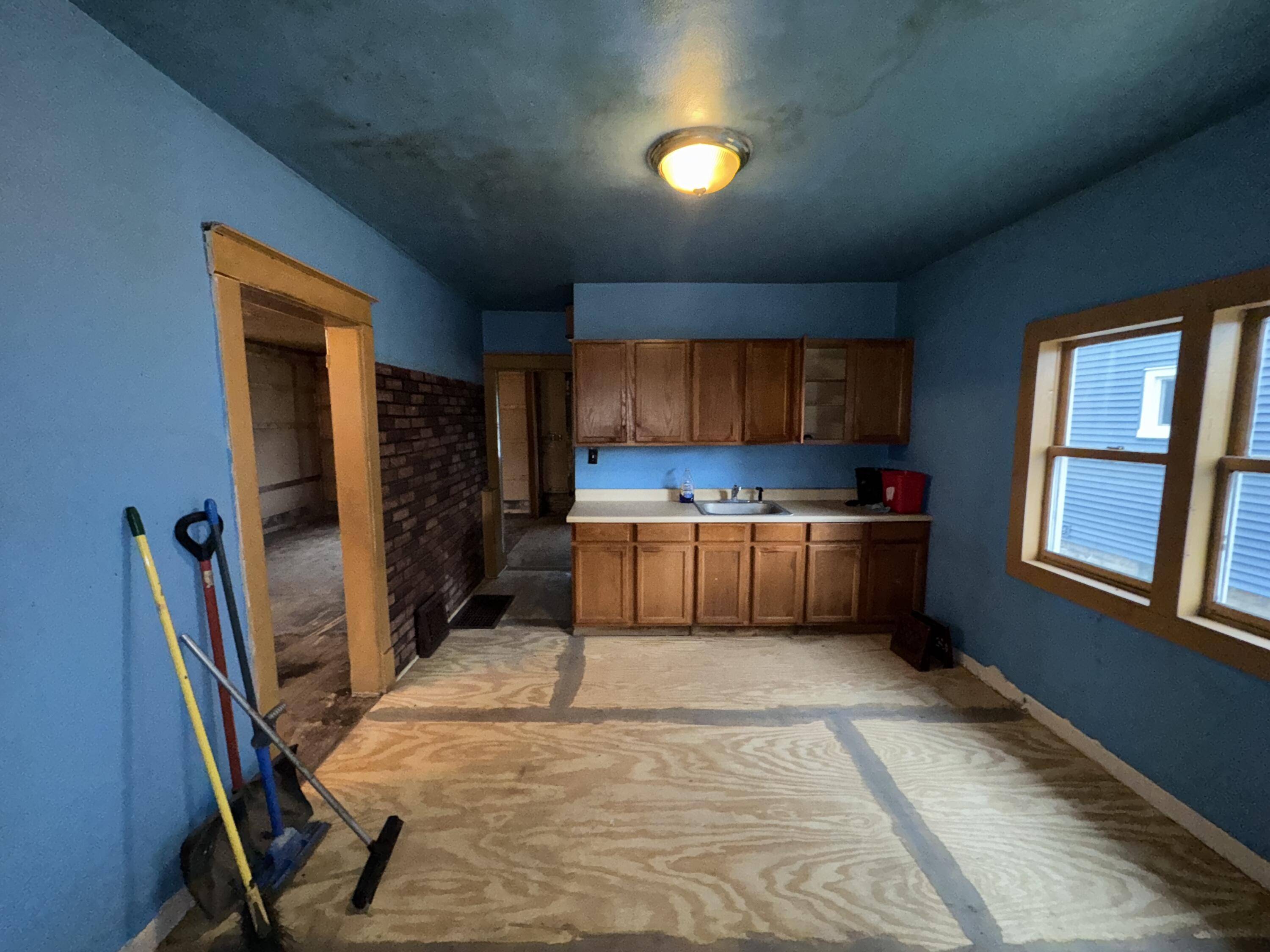 Kenosha, WI 53143,6621 21st Ave