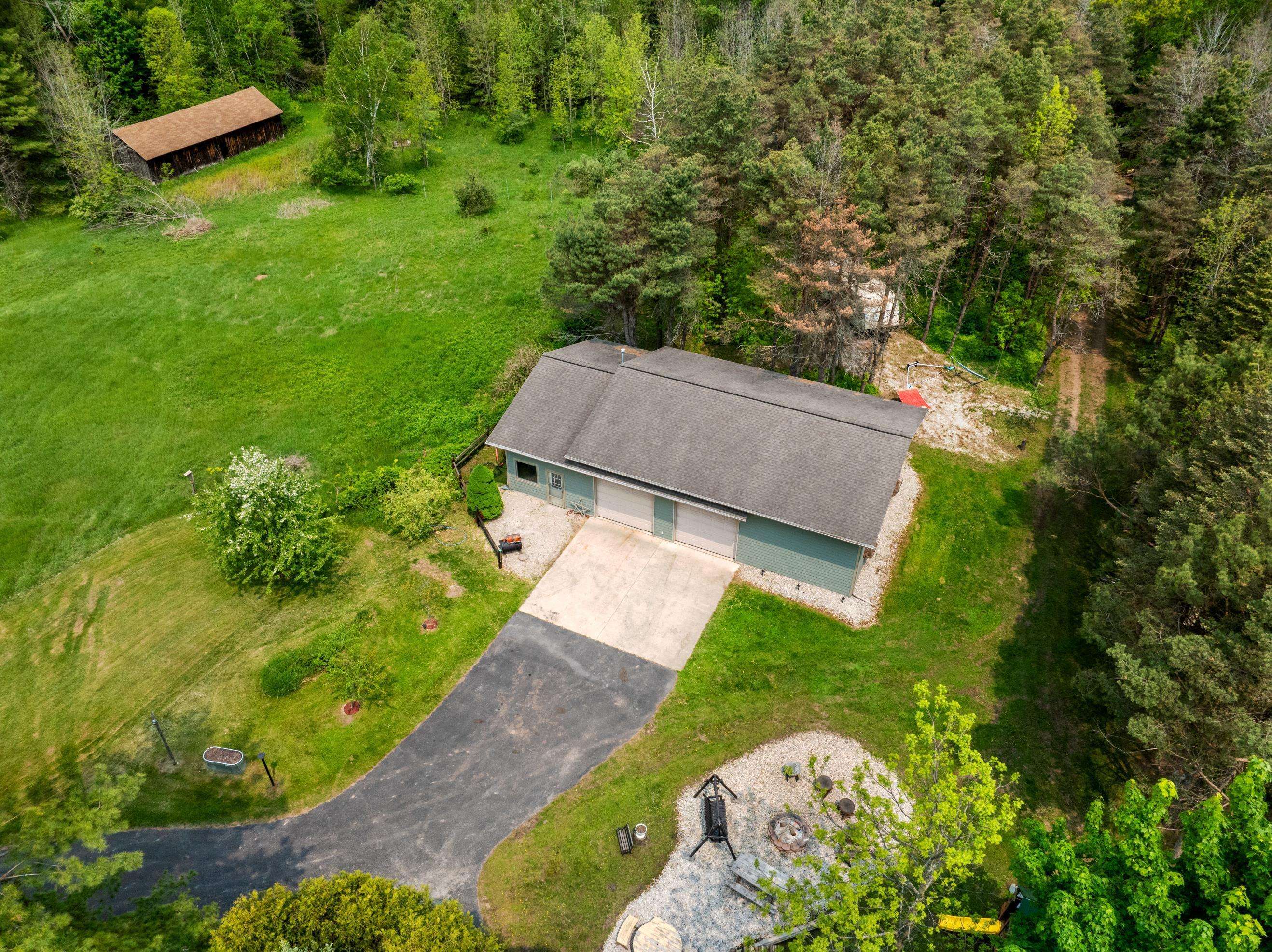 Two Rivers, WI 54241,4014 Maplewood Rd