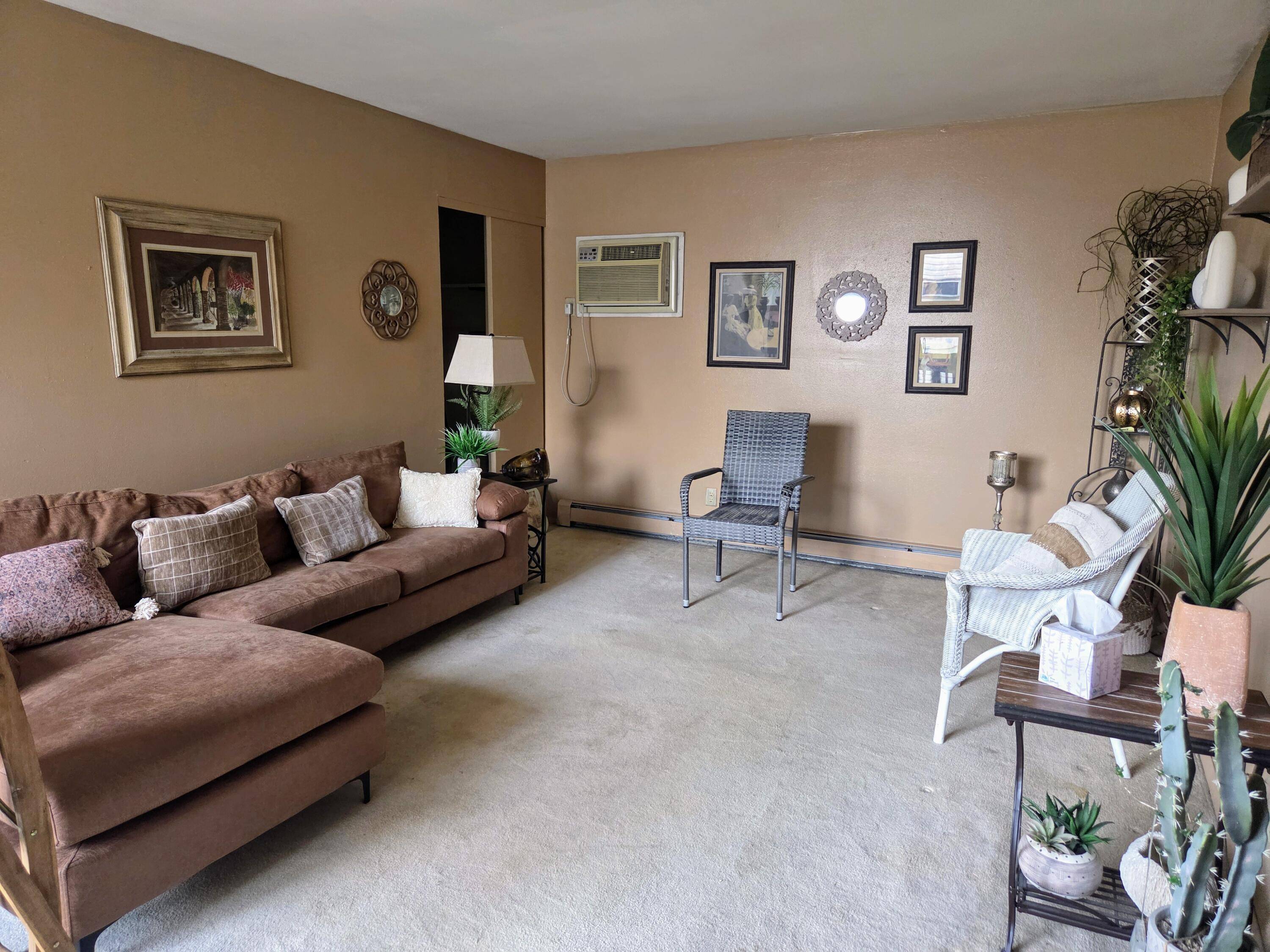 Kenosha, WI 53140,1448 29th Ct