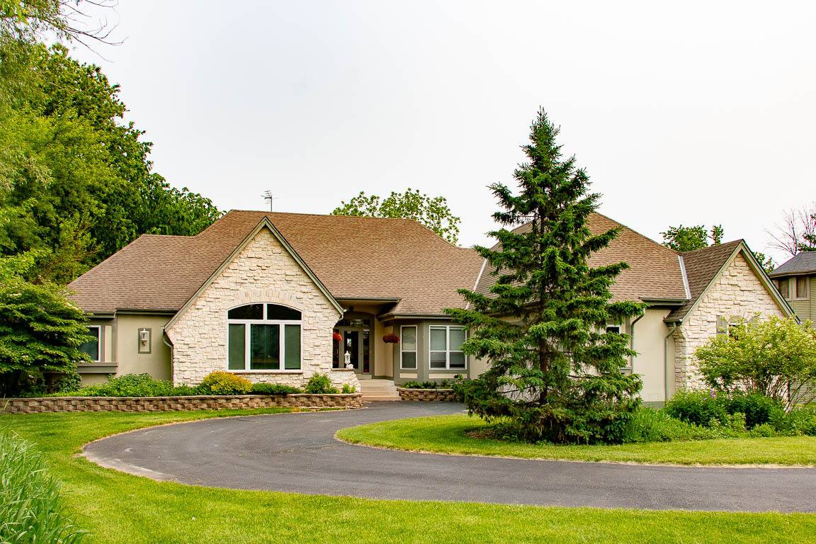 Hustisford, WI 53034,827 E Lakeview Rd