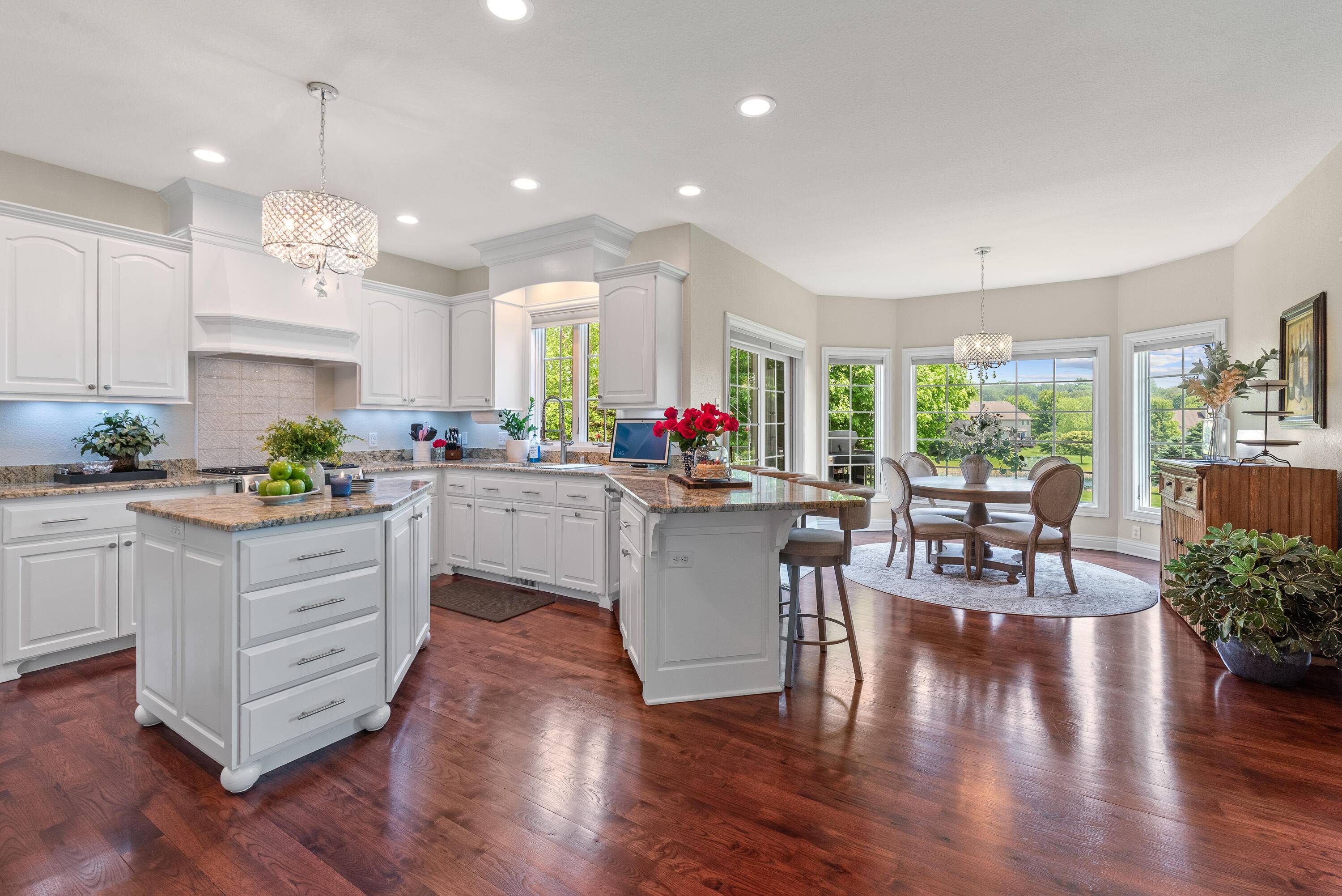 Hartland, WI 53029,1249 Mary Hill Cir