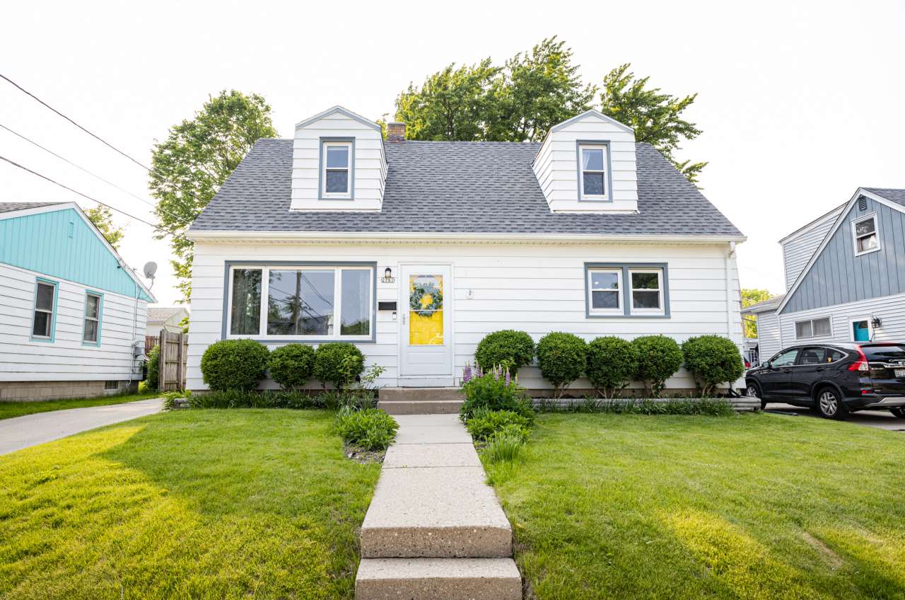 Milwaukee, WI 53219,2767 S 64th St