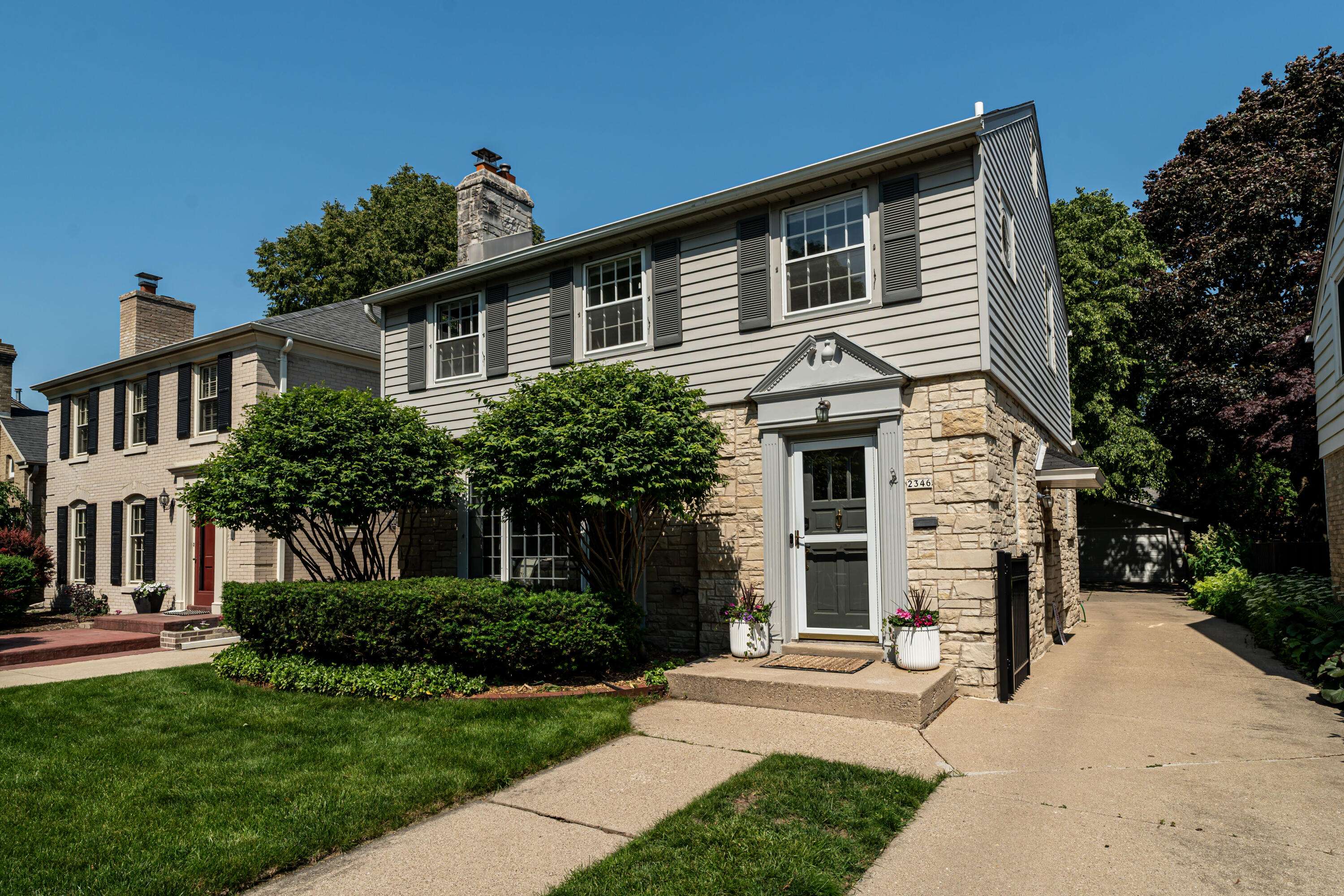 Wauwatosa, WI 53226,2346 N 90th St
