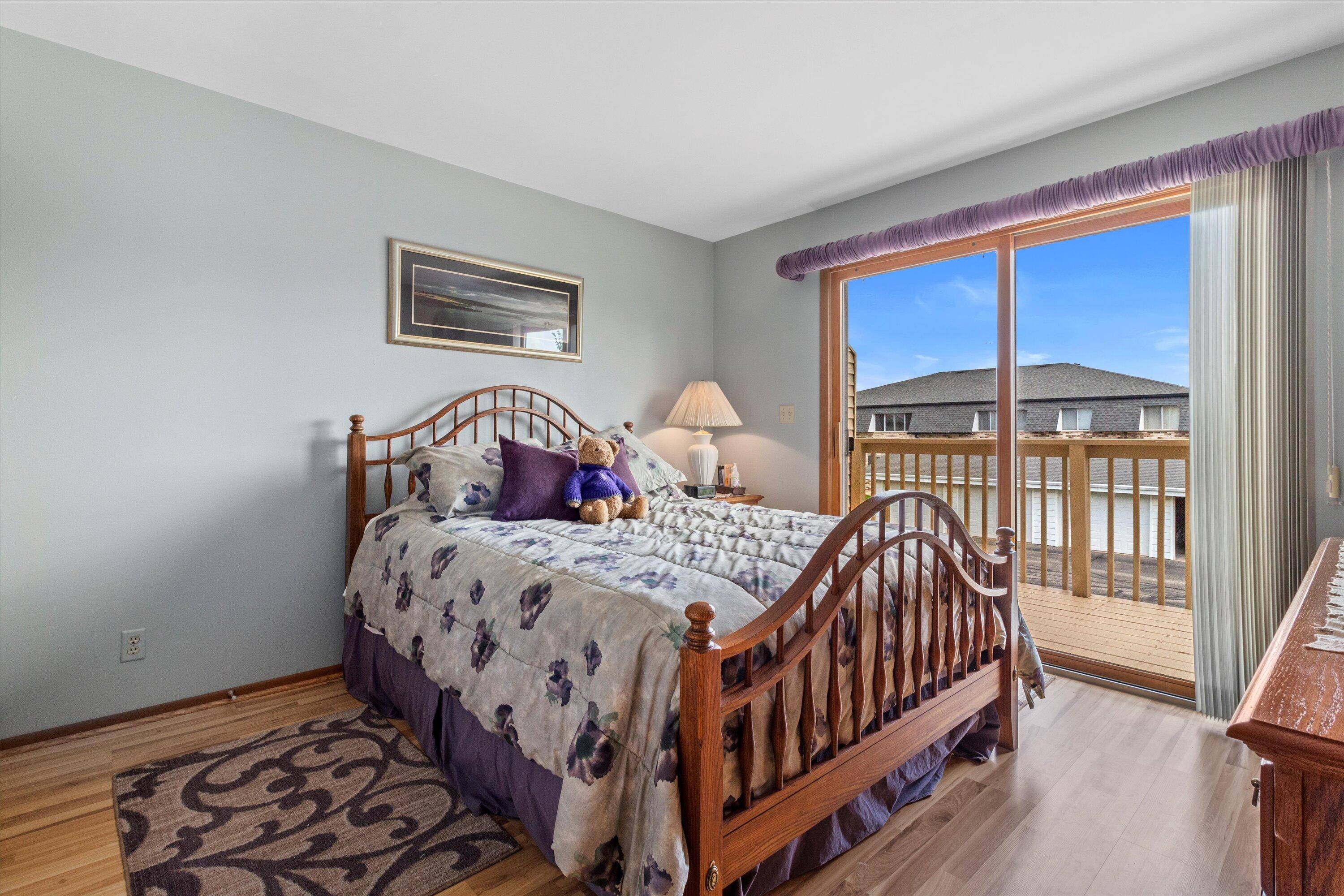 Franklin, WI 53132,10340 W Parkwood Dr