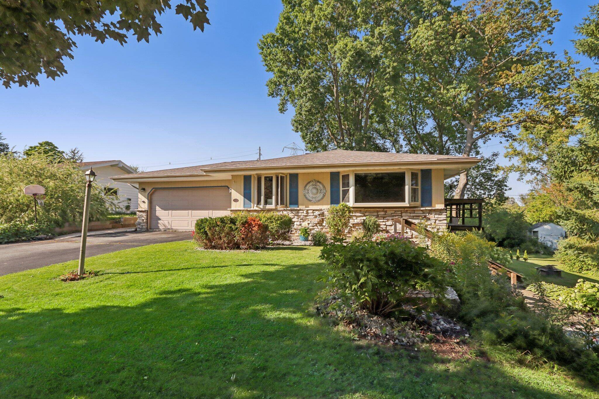 Plymouth, WI 53073,62 Evergreen Dr