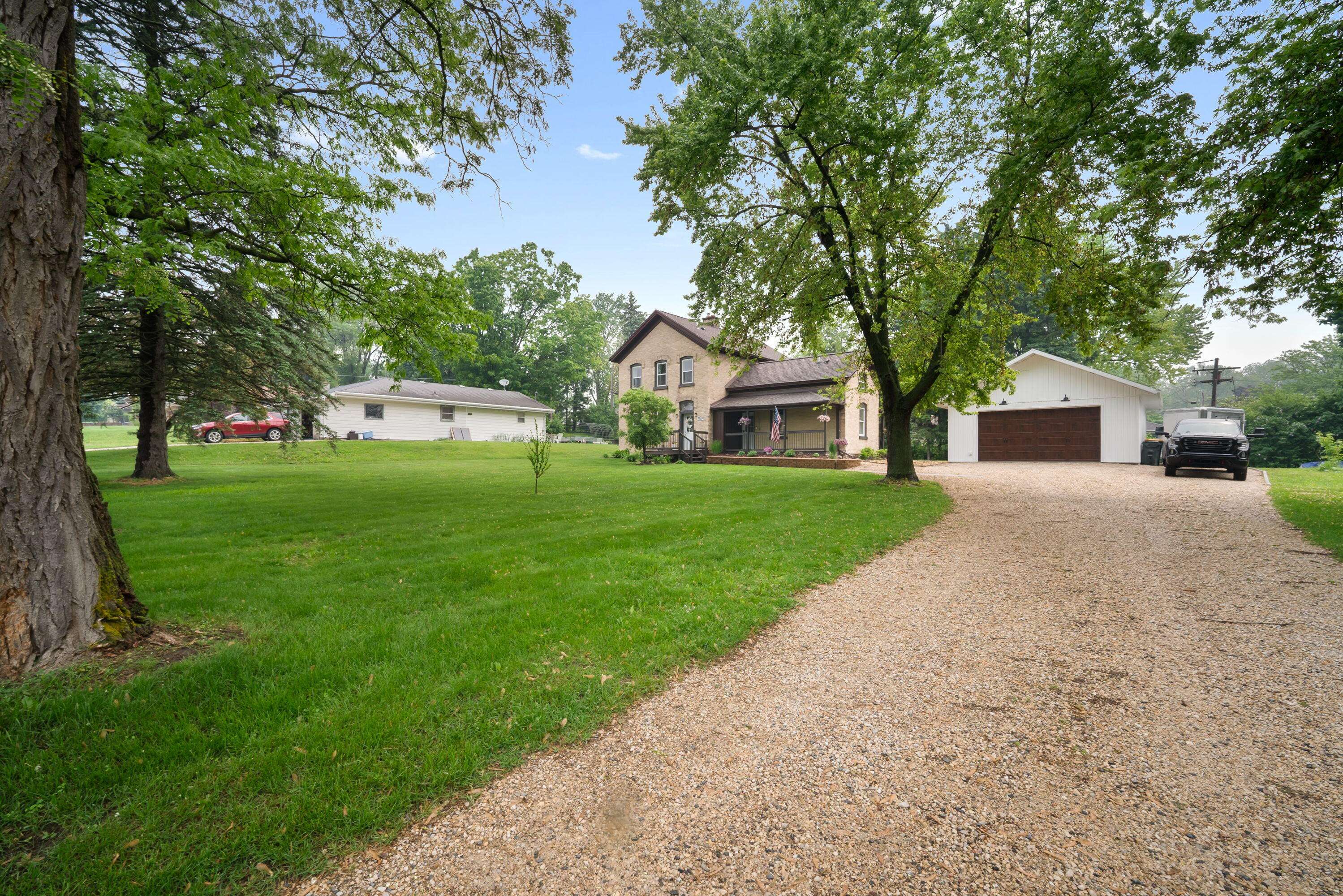 West Bend, WI 53090,2205 Salisbury Rd
