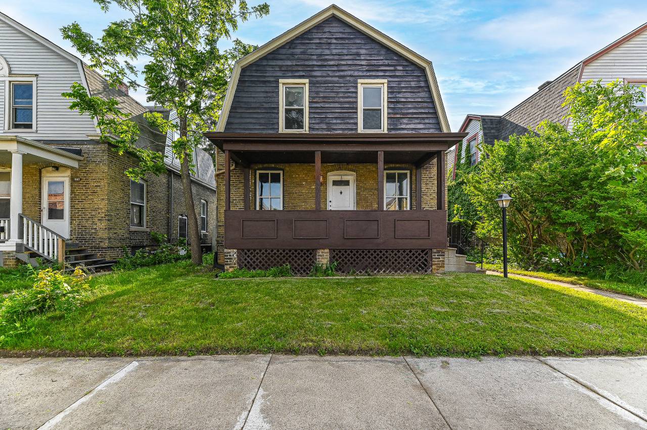 Racine, WI 53404,1443 Summit Ave