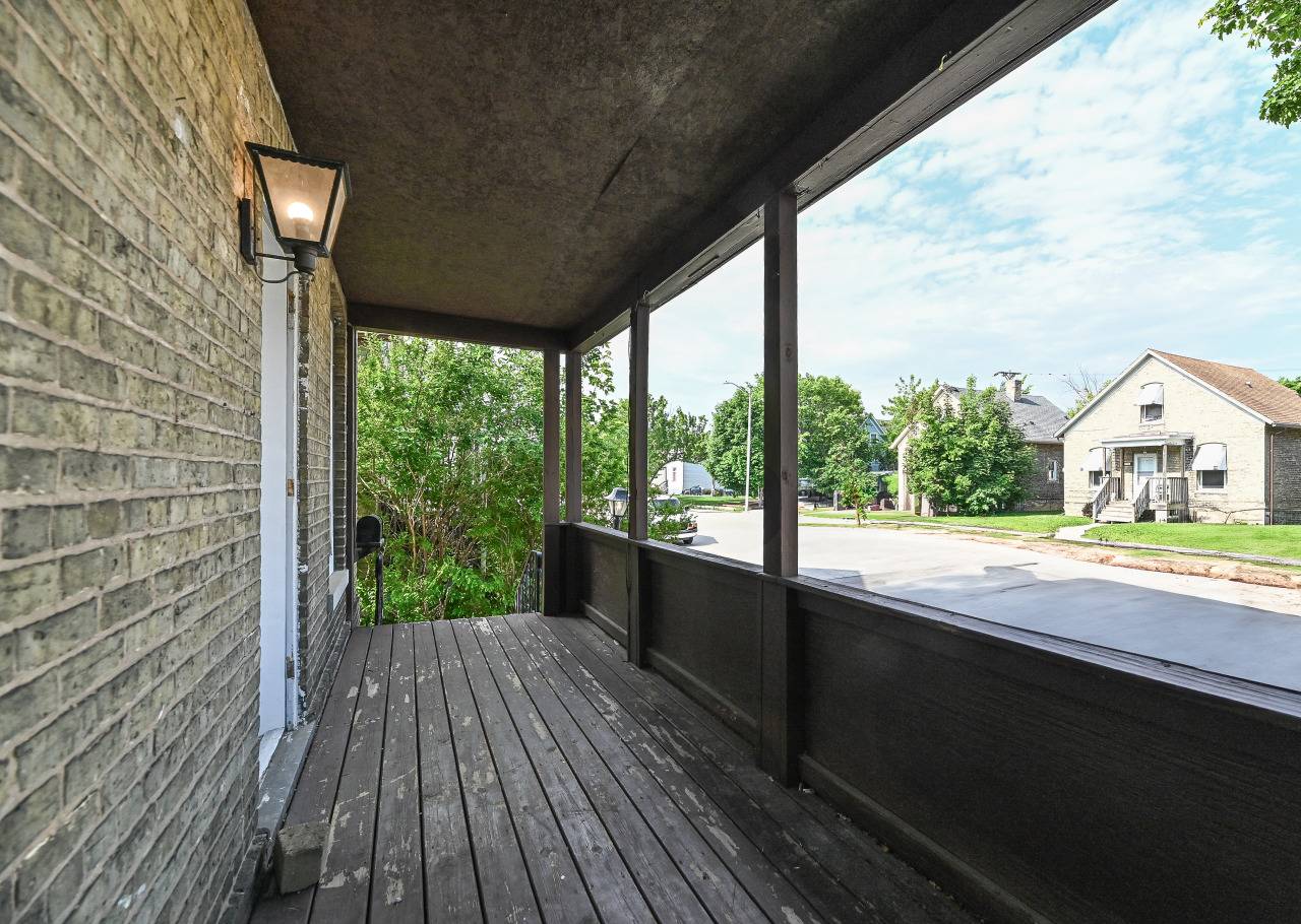 Racine, WI 53404,1443 Summit Ave