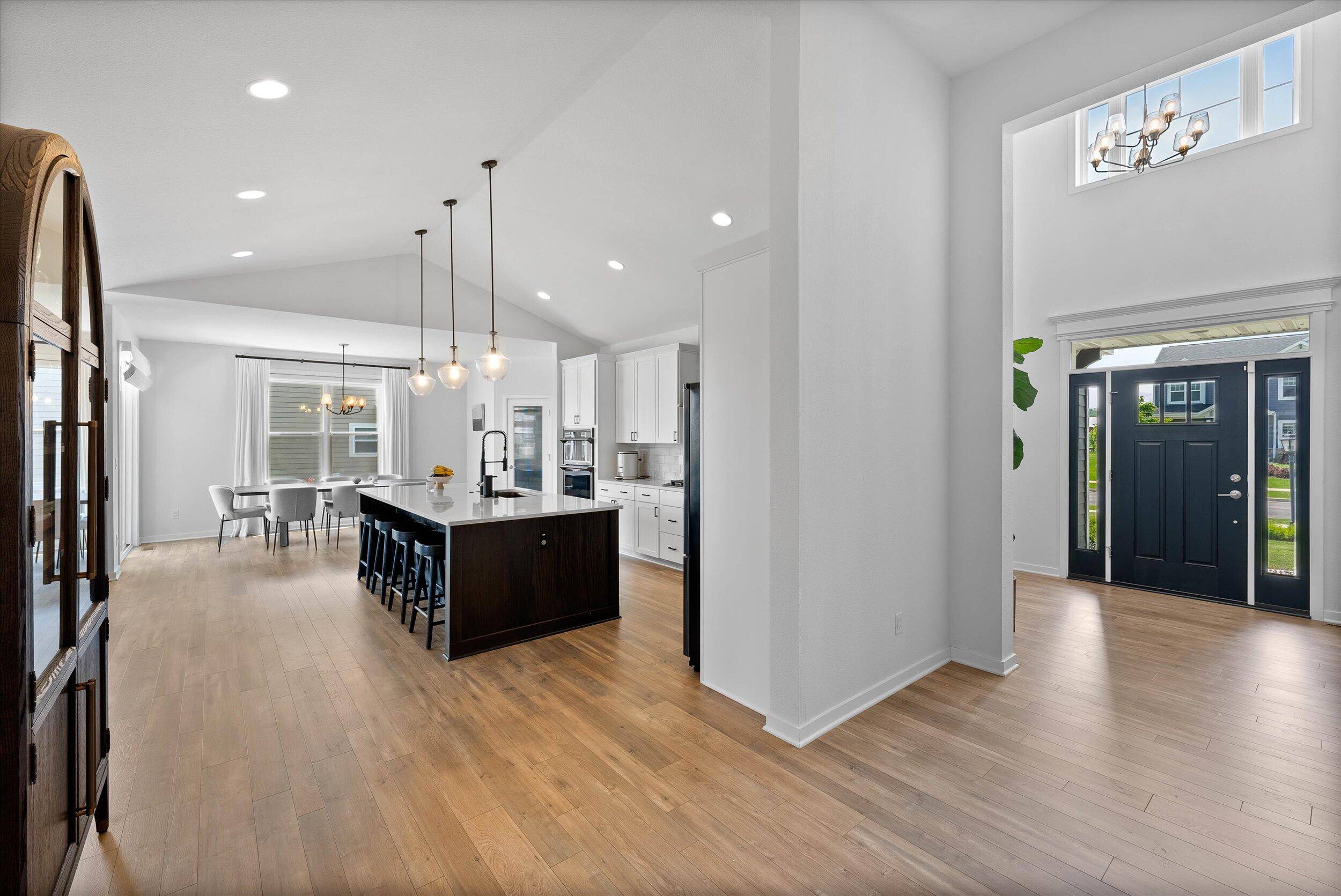 Franklin, WI 53132,10190 S Woodside Ct