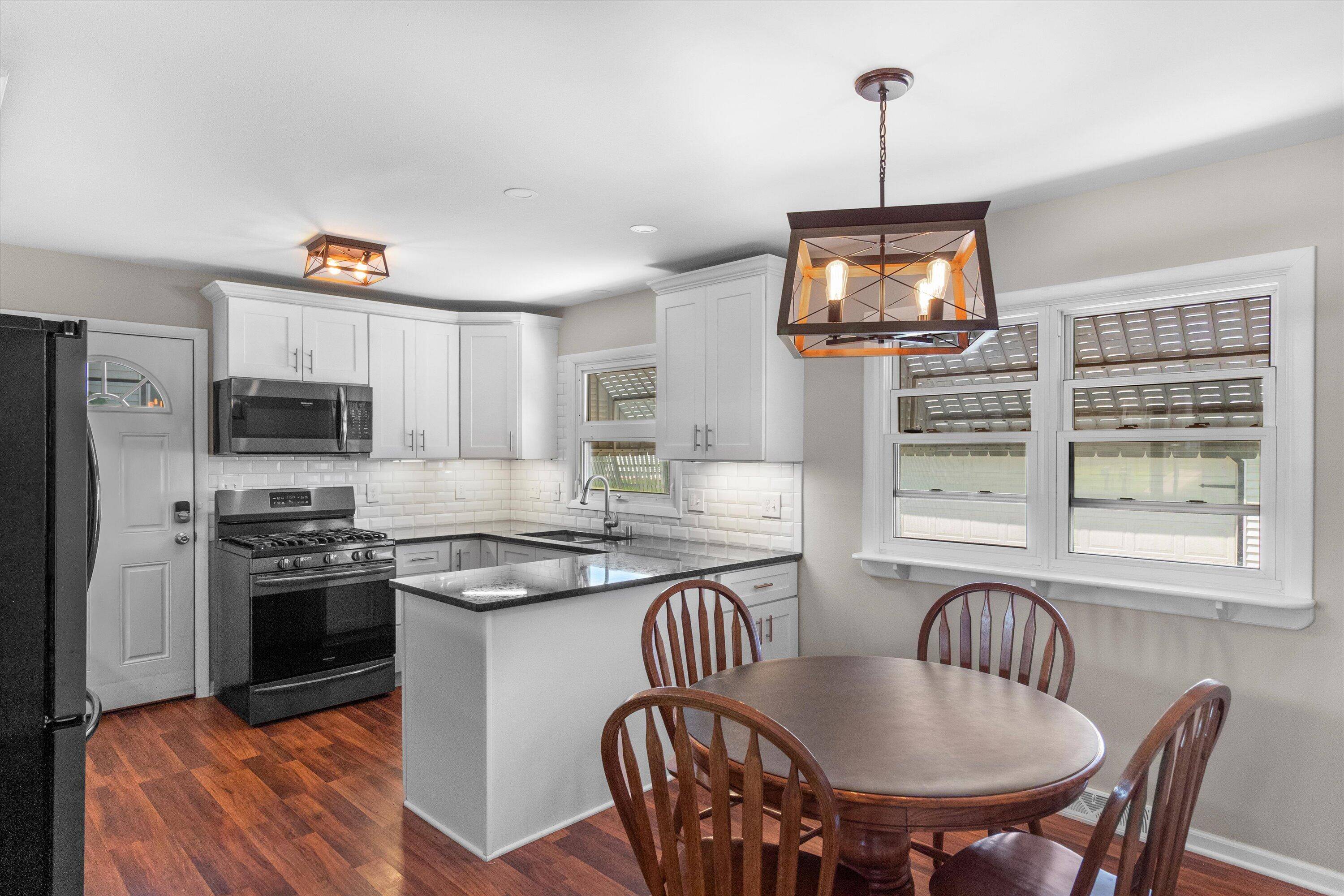 Greenfield, WI 53228,4255 S 91st St