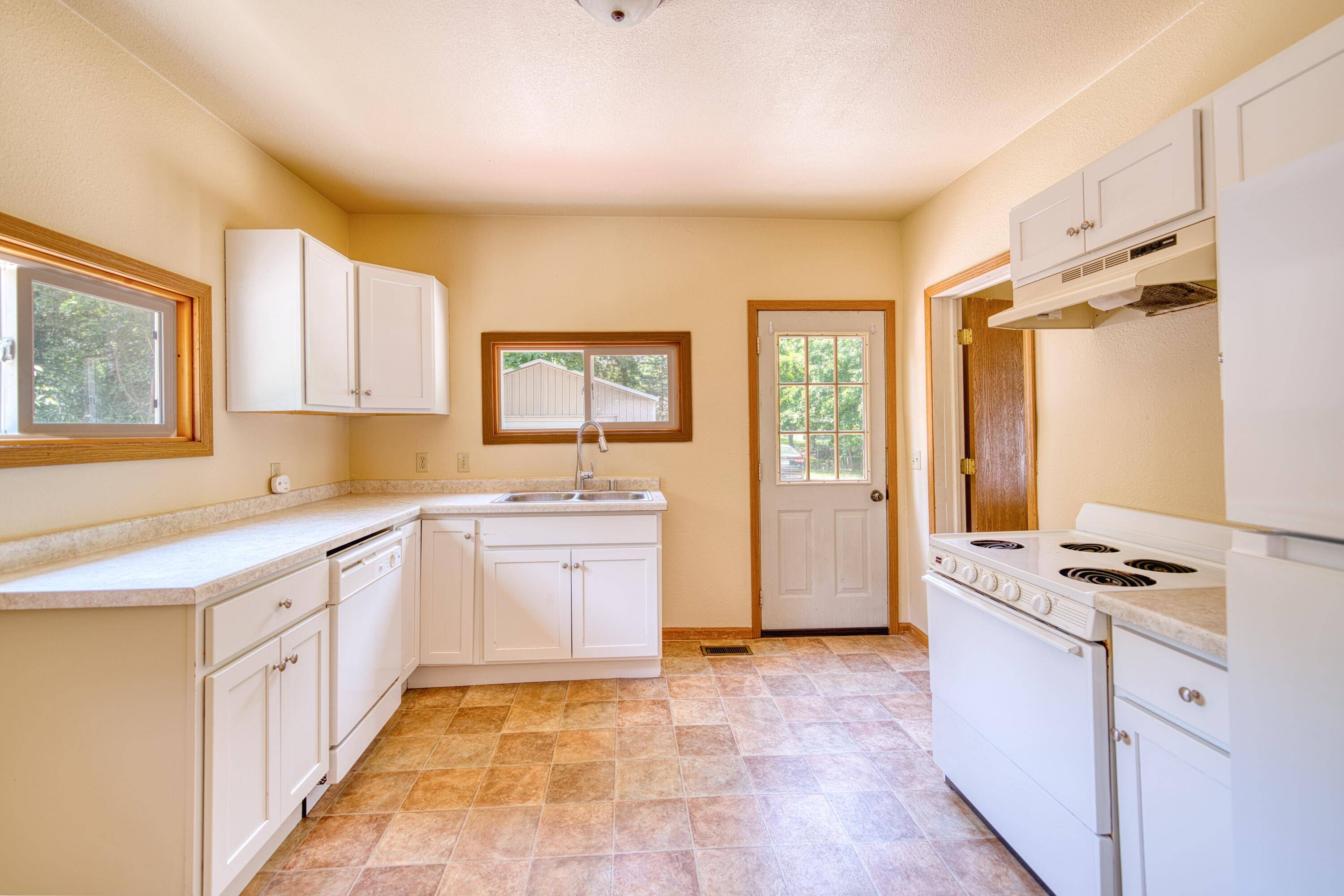 Whitewater, WI 53190,230 S Whiton St Unit 232