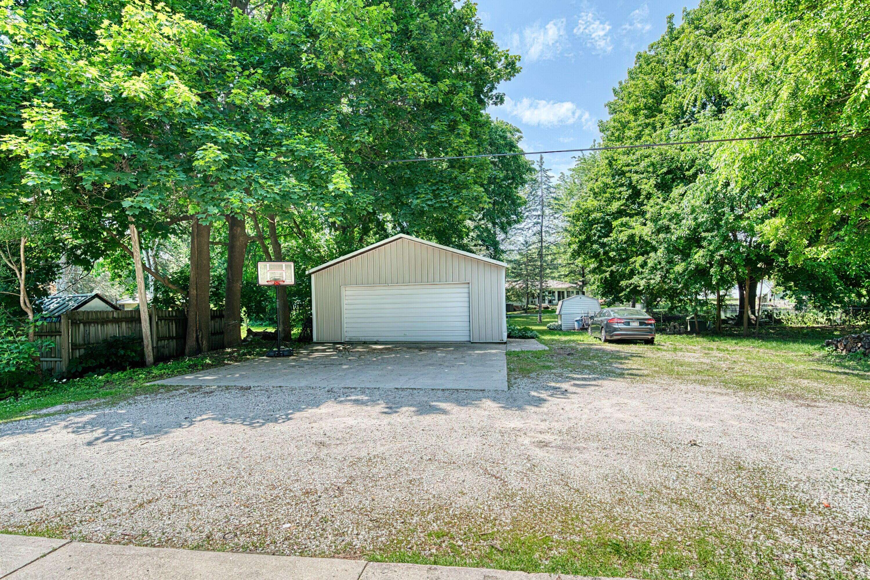 Whitewater, WI 53190,230 S Whiton St Unit 232