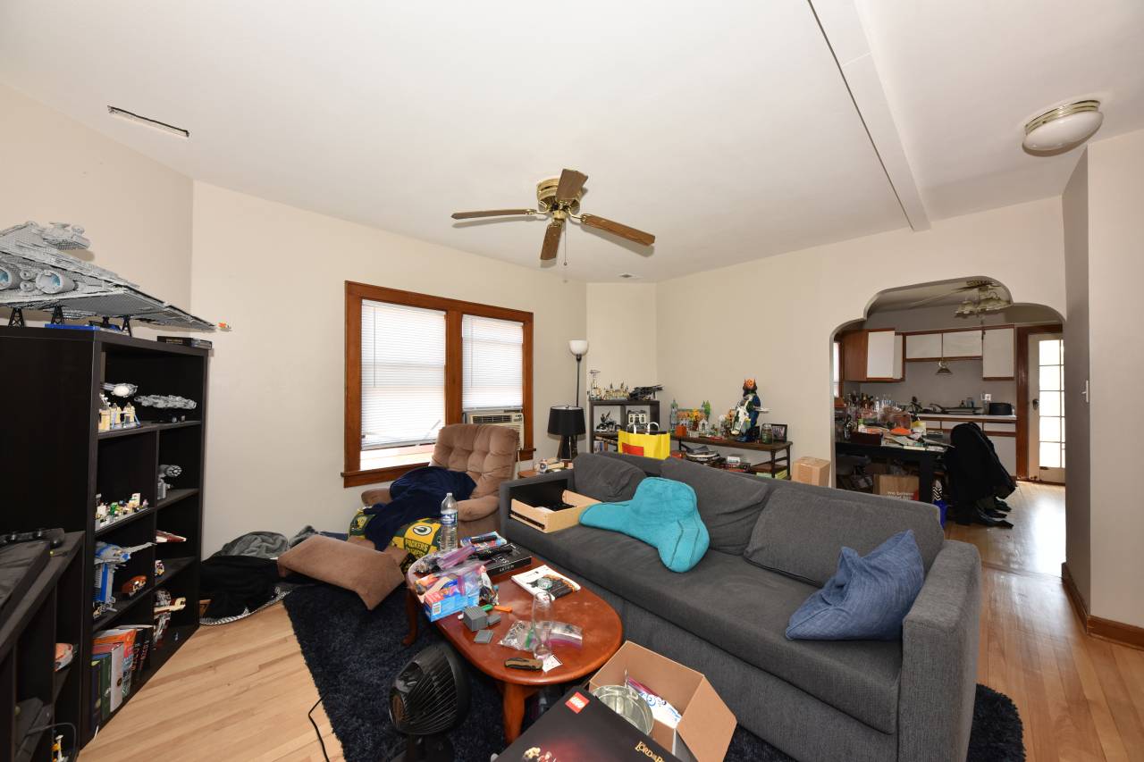 South Milwaukee, WI 53172,1209 Milwaukee Ave