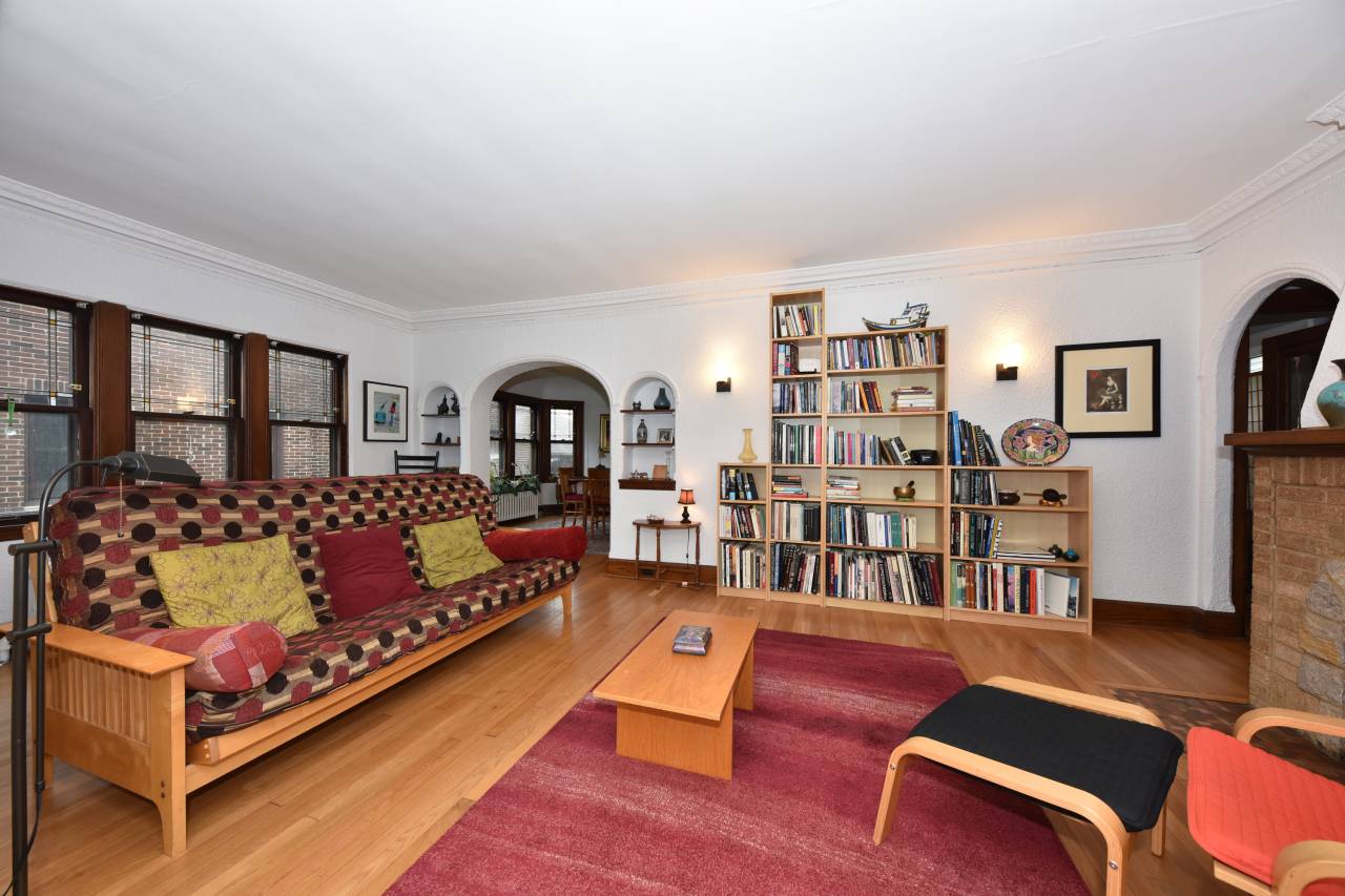 Shorewood, WI 53211,4425 N Cramer St Unit 4427