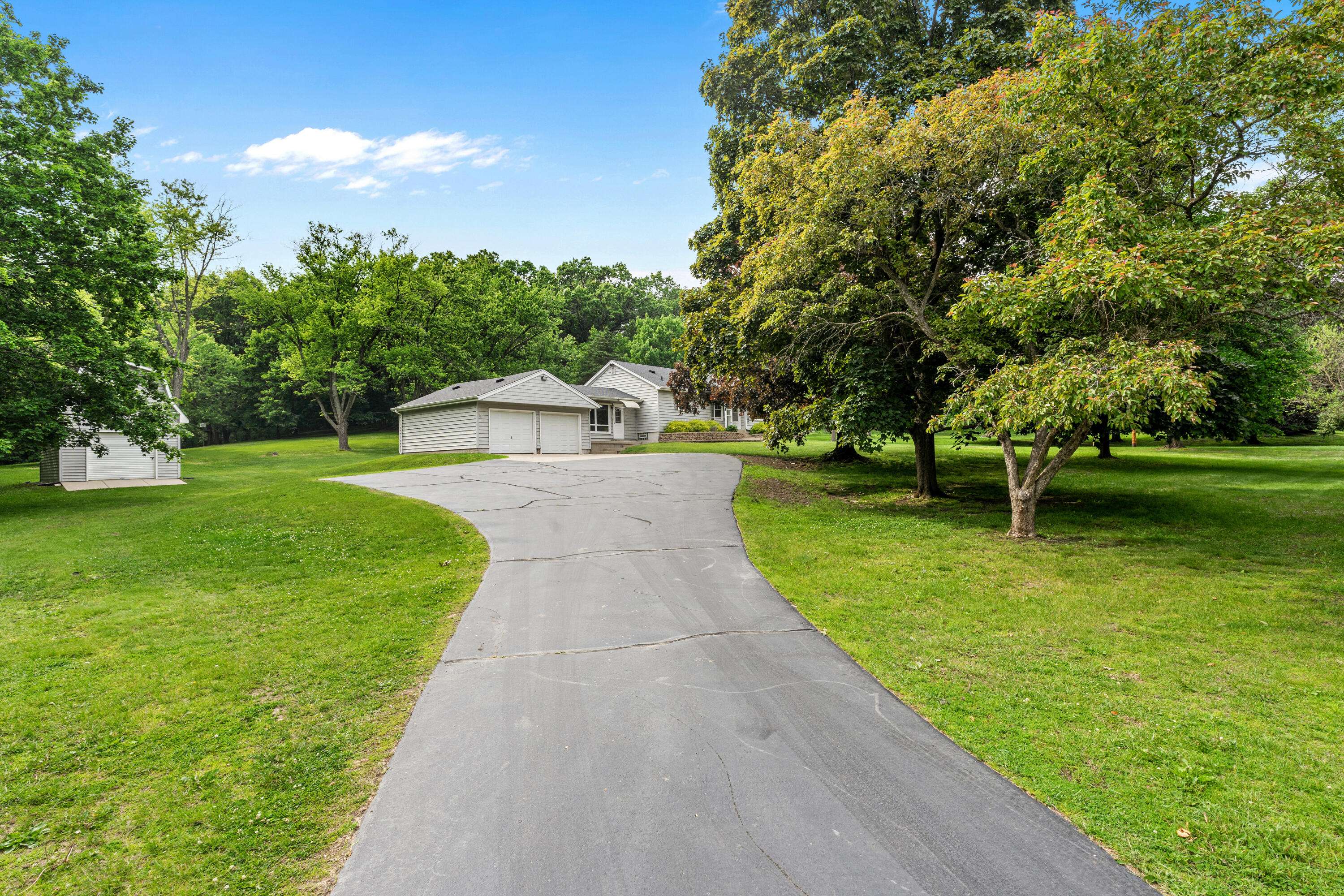 Salem Lakes, WI 53168,9016 Camp Lake Rd