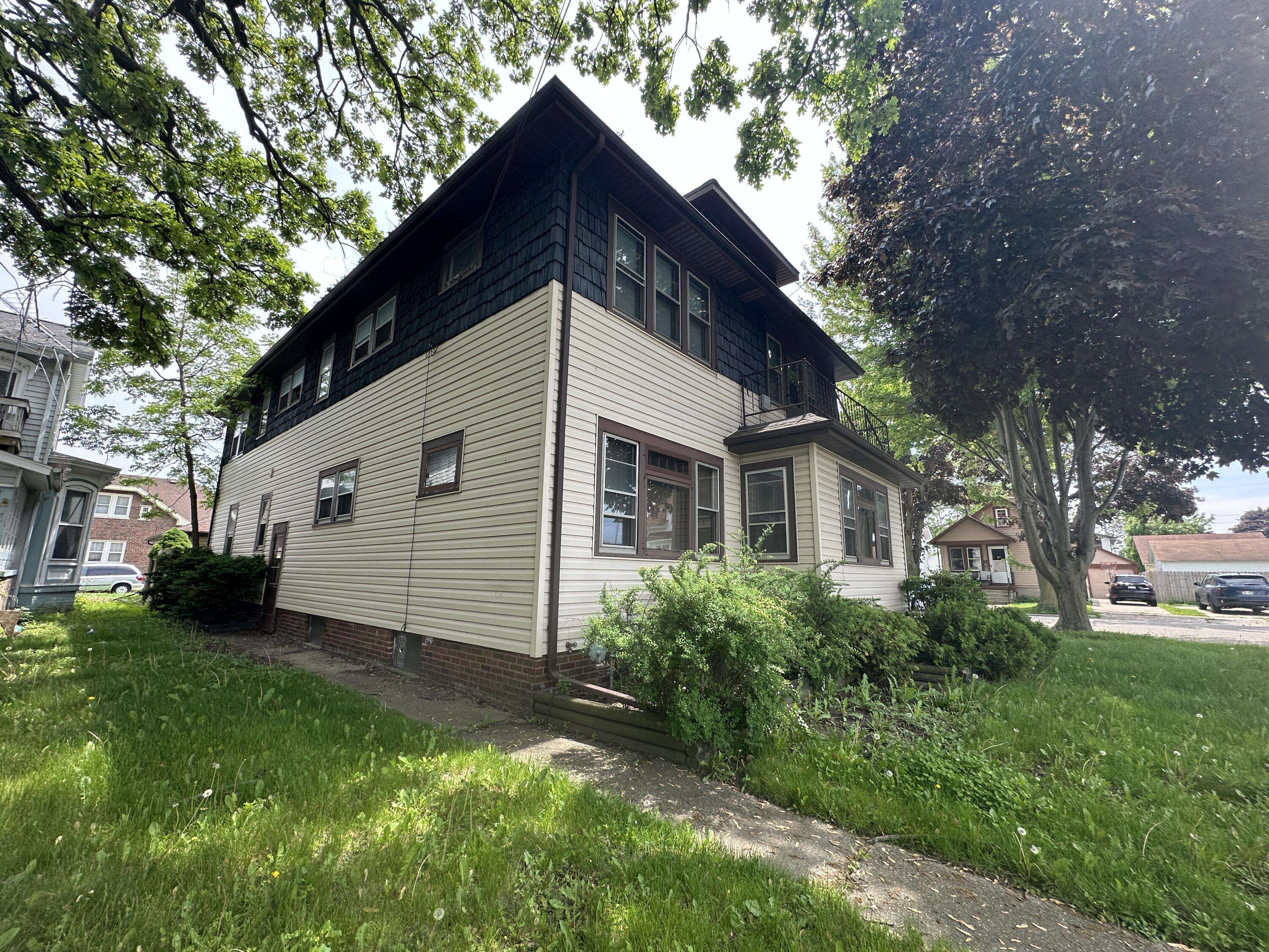 Racine, WI 53403,2125 Taylor Ave Unit 2127A, 2127B