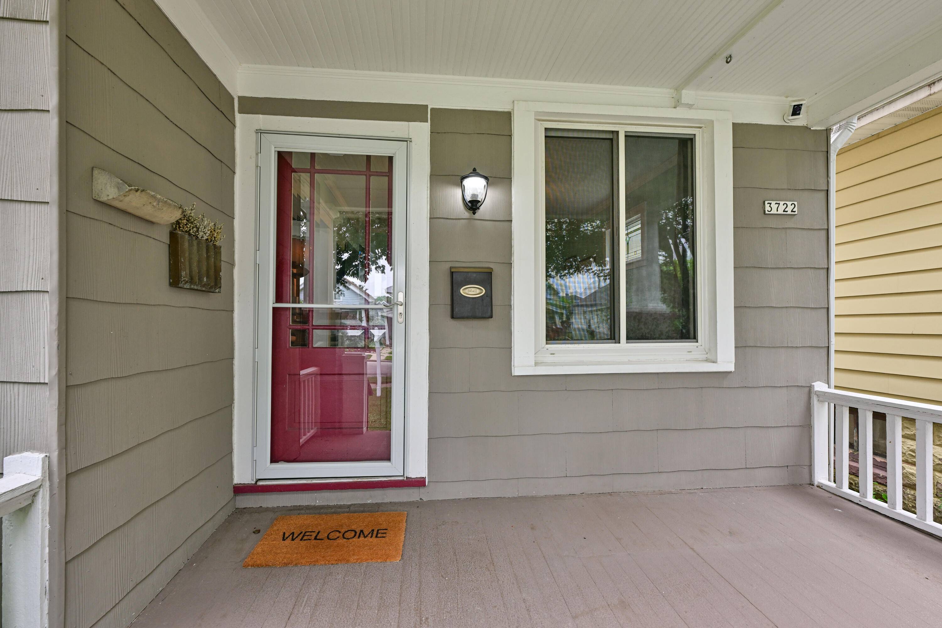 Cudahy, WI 53110,3722 E Martin Ave