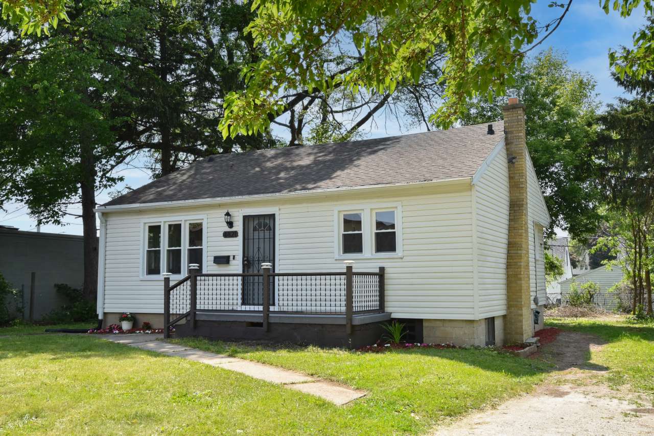Milwaukee, WI 53218,4821 N 58th St