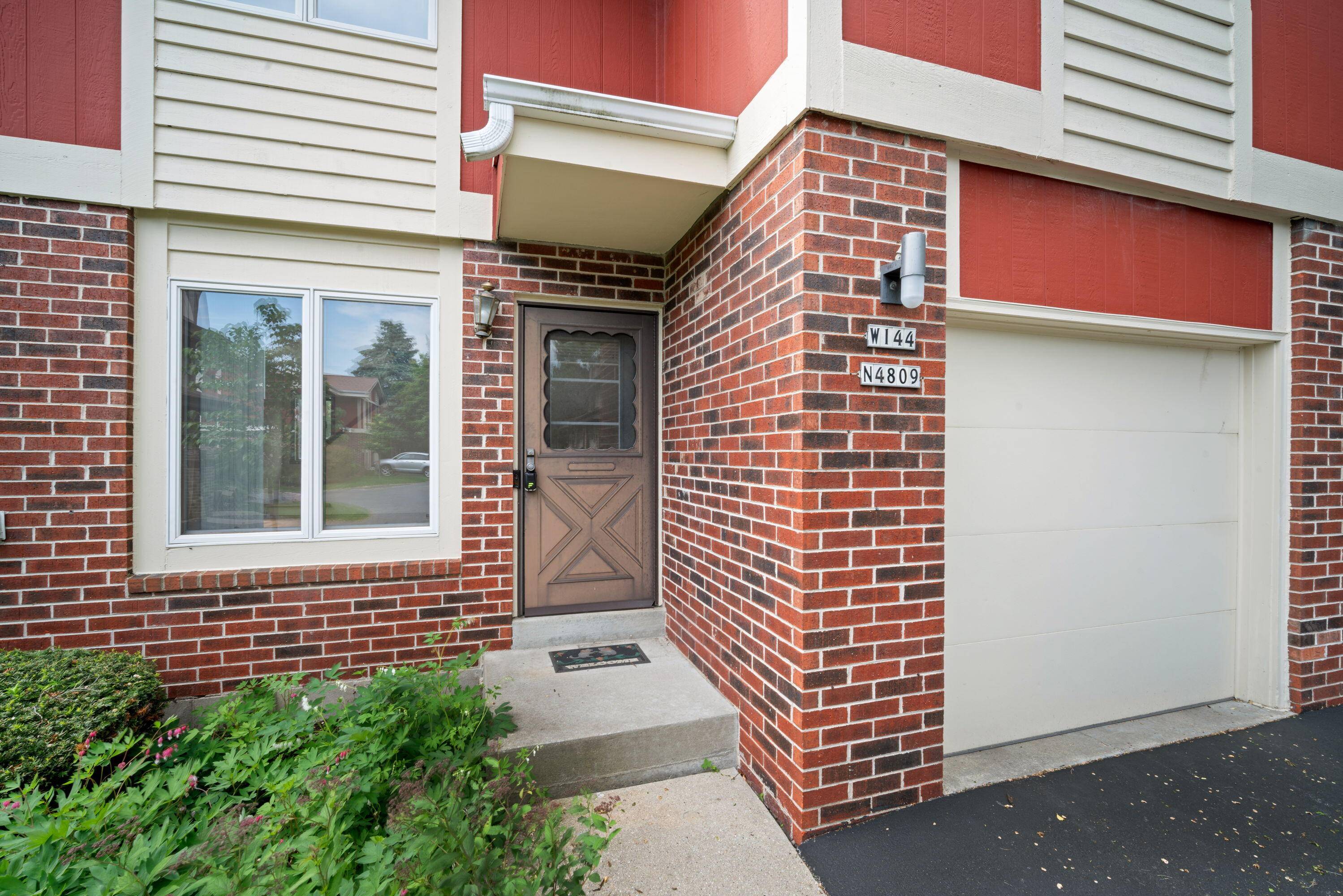 Menomonee Falls, WI 53051,W144N4809 Stone Dr