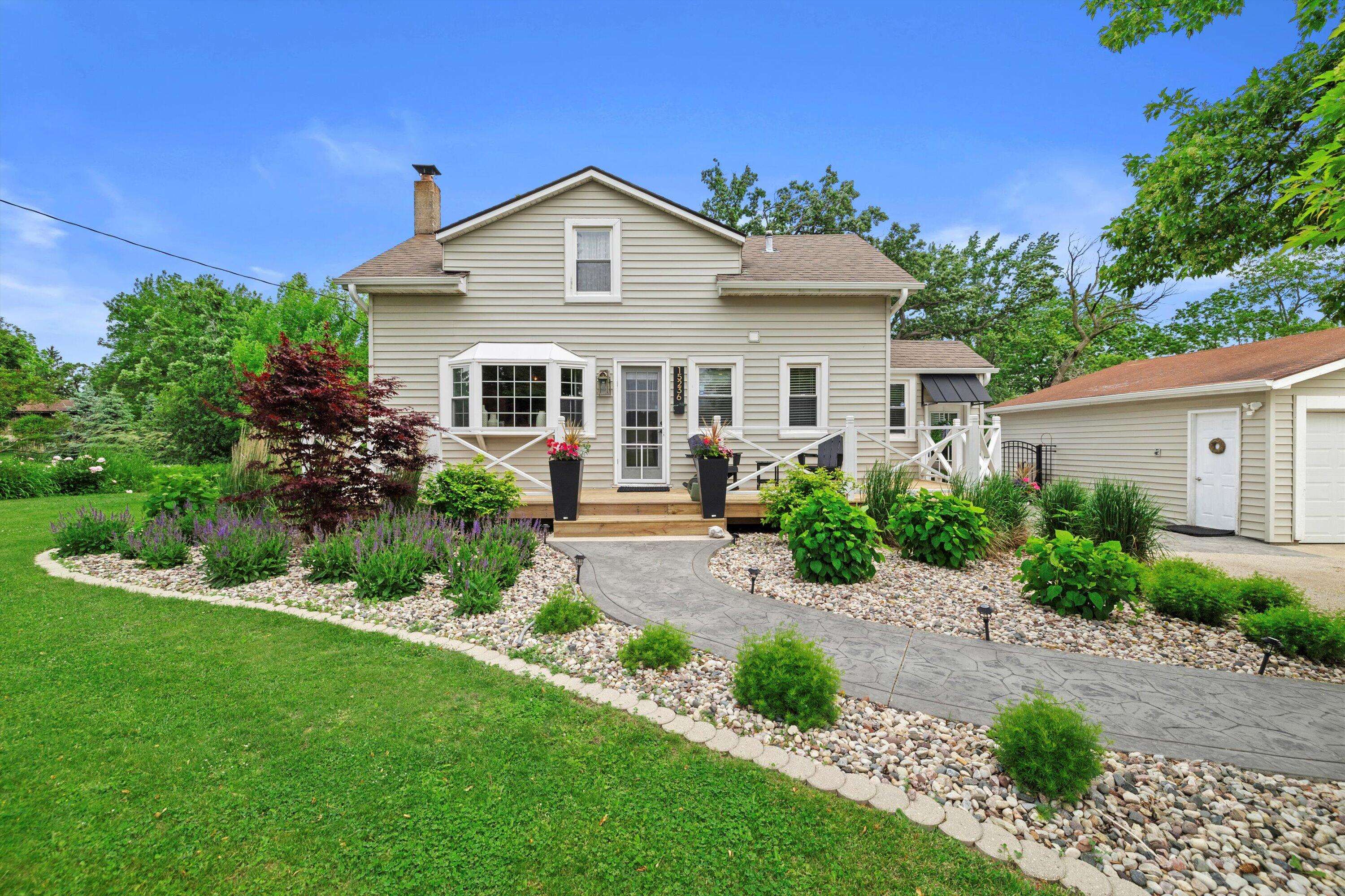 Yorkville, WI 53177,15236 County Line Rd