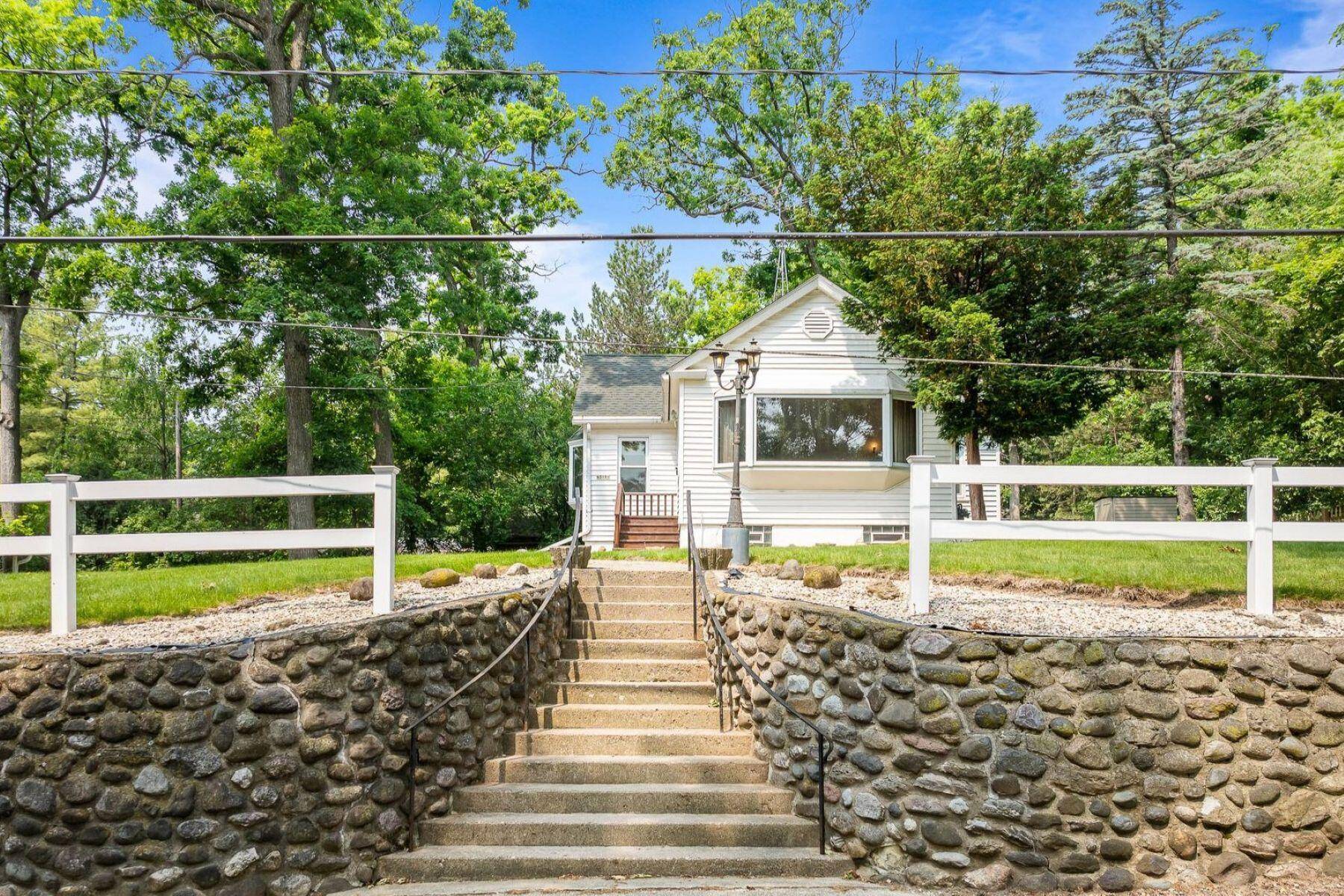 Geneva, WI 53147,N3189 Violet Rd