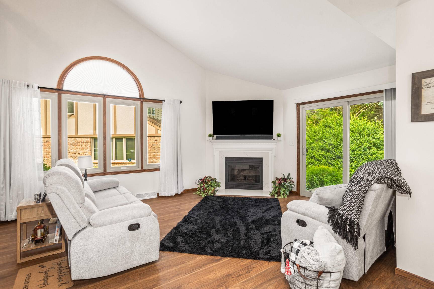 Pewaukee, WI 53072,N34W23844 Grace Ave Unit A
