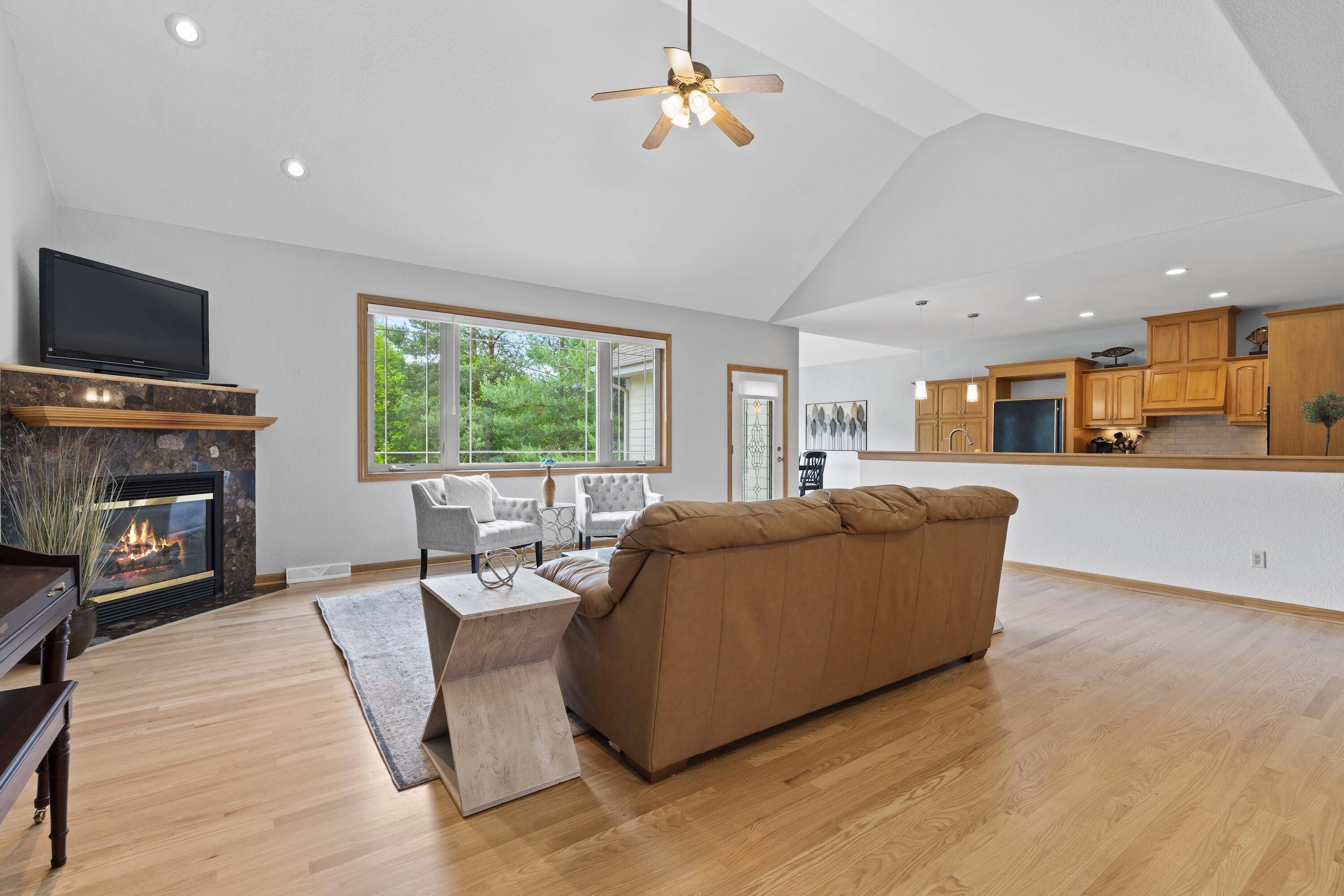 Genesee, WI 53189,S31W31654 Harvest View Dr