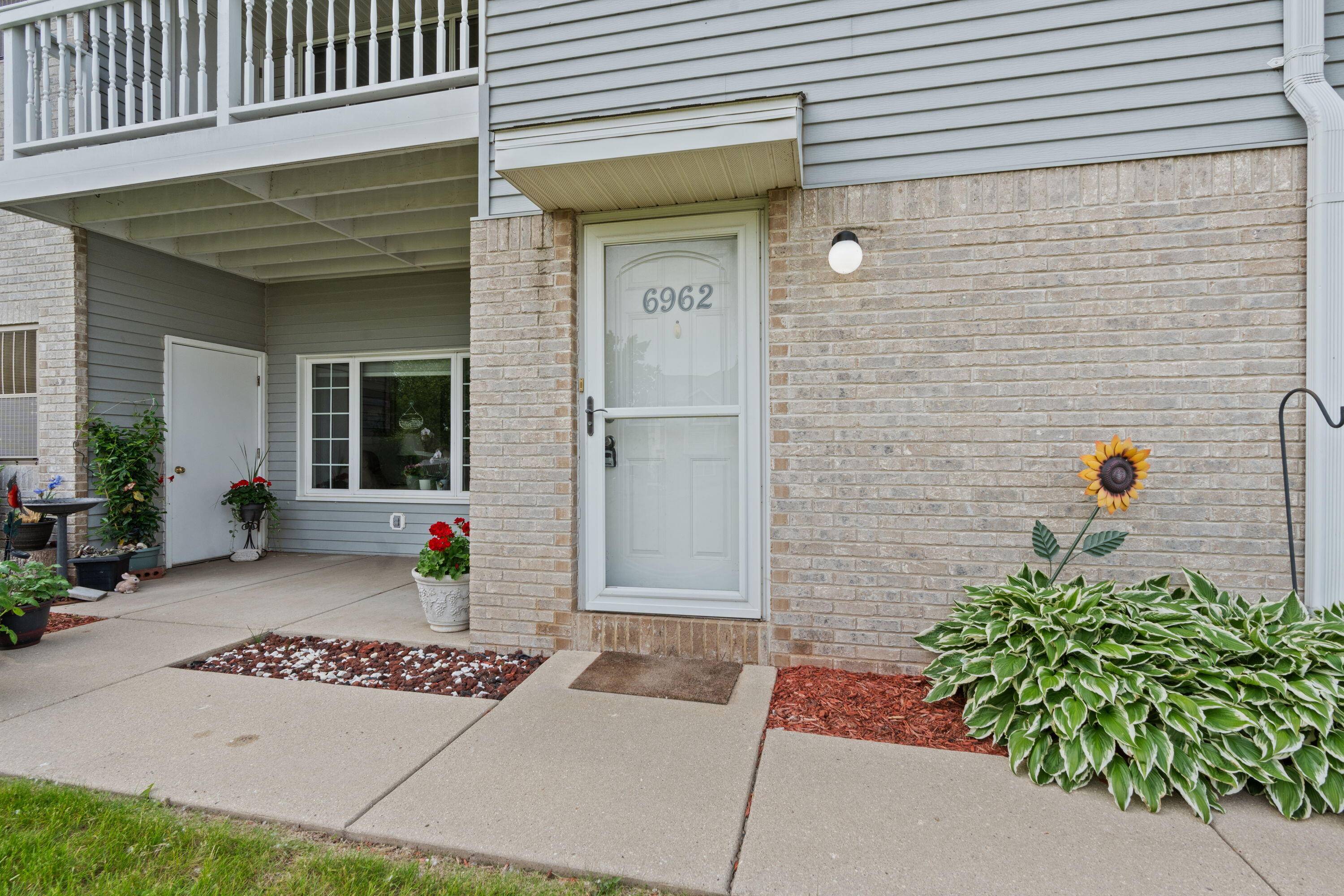 Oak Creek, WI 53154,6962 S Rolling Meadows Ct