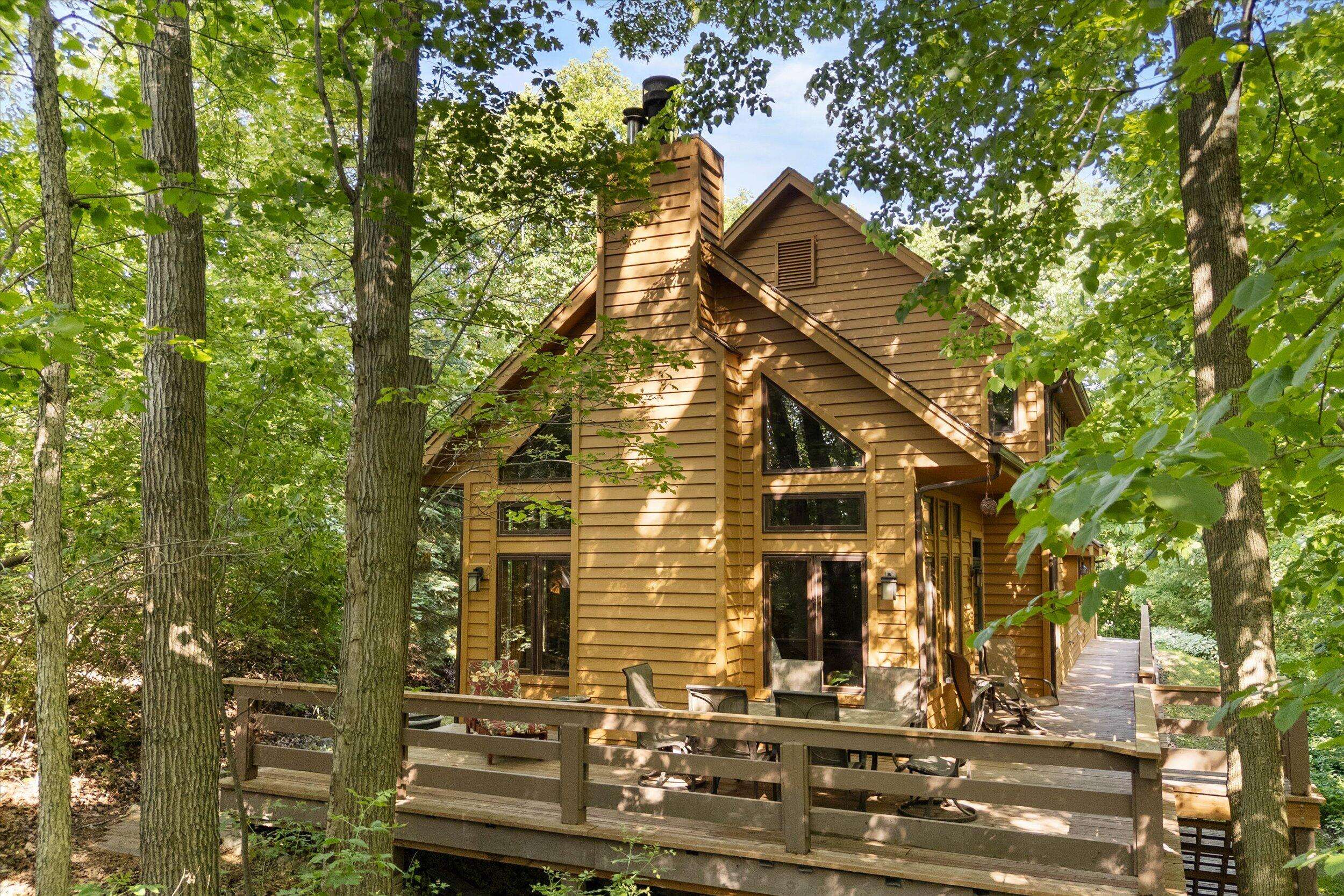 Farmington, WI 53021,7565 Hickory Dr