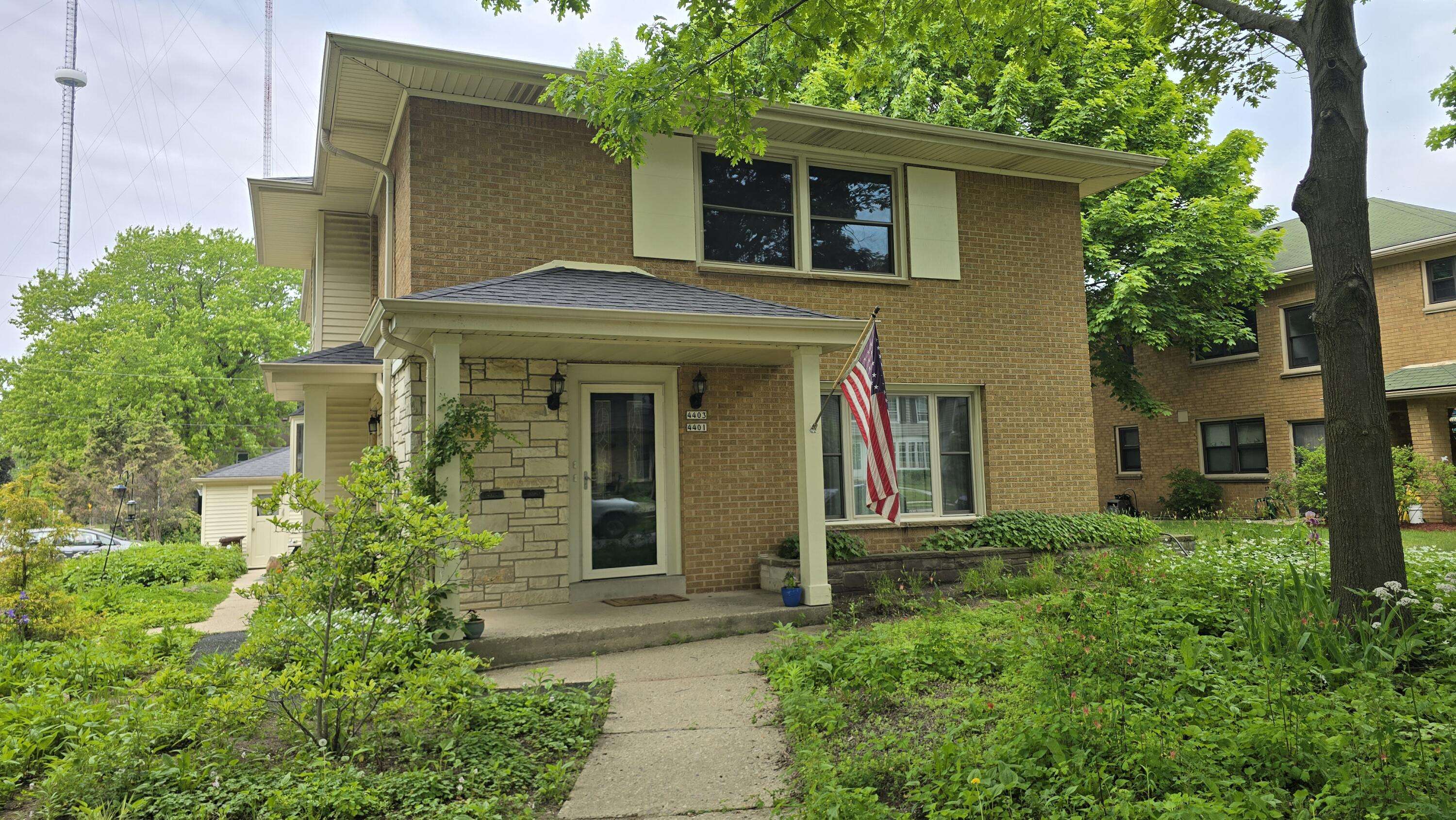 Shorewood, WI 53211,4401 N Sheffield Ave Unit 4403