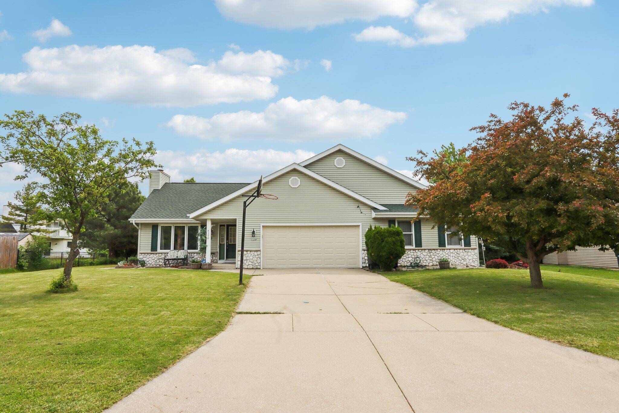 Franklin, WI 53132,7170 S Countryside Dr