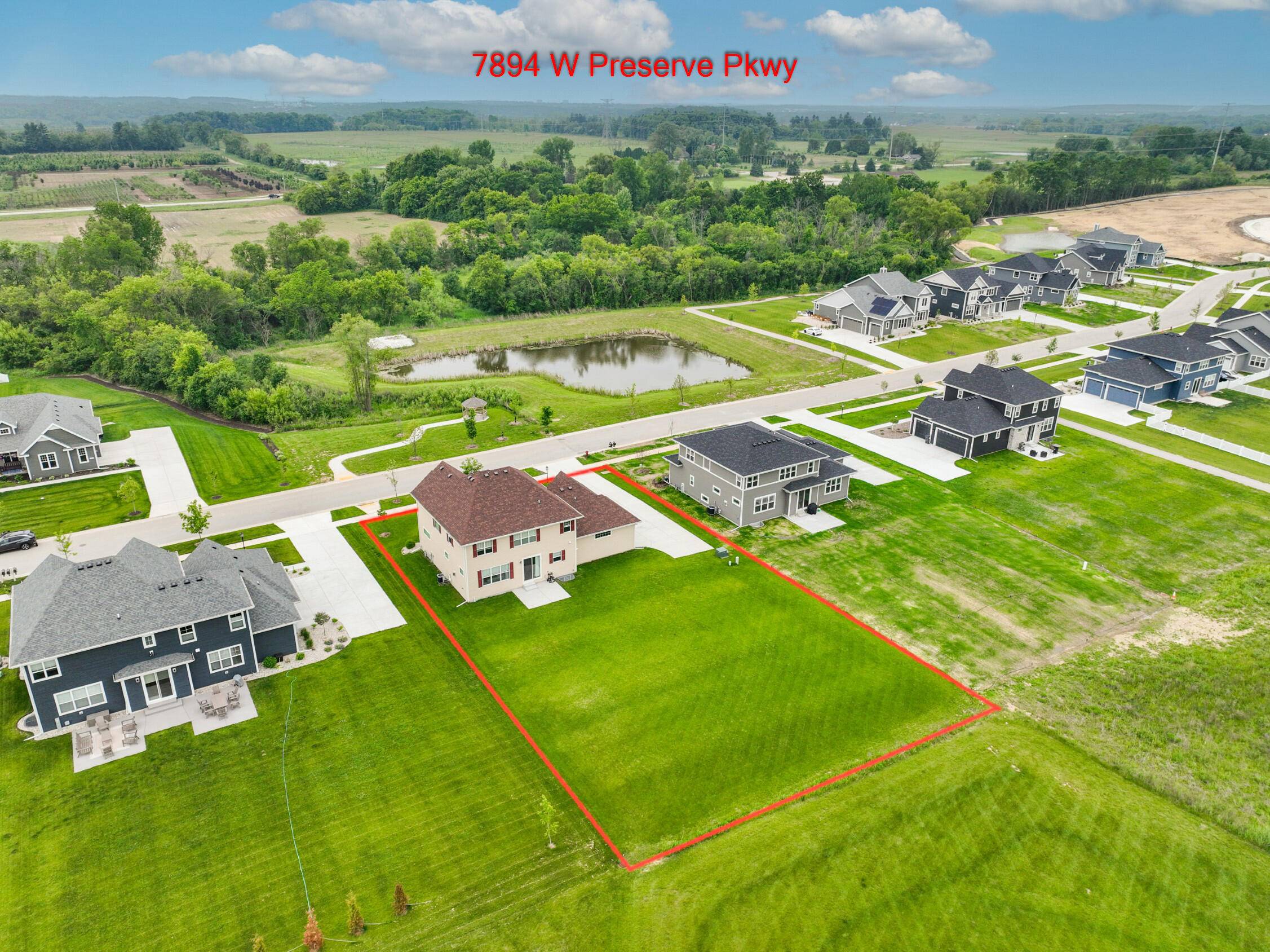 Mequon, WI 53097,7894 W Preserve Pkwy