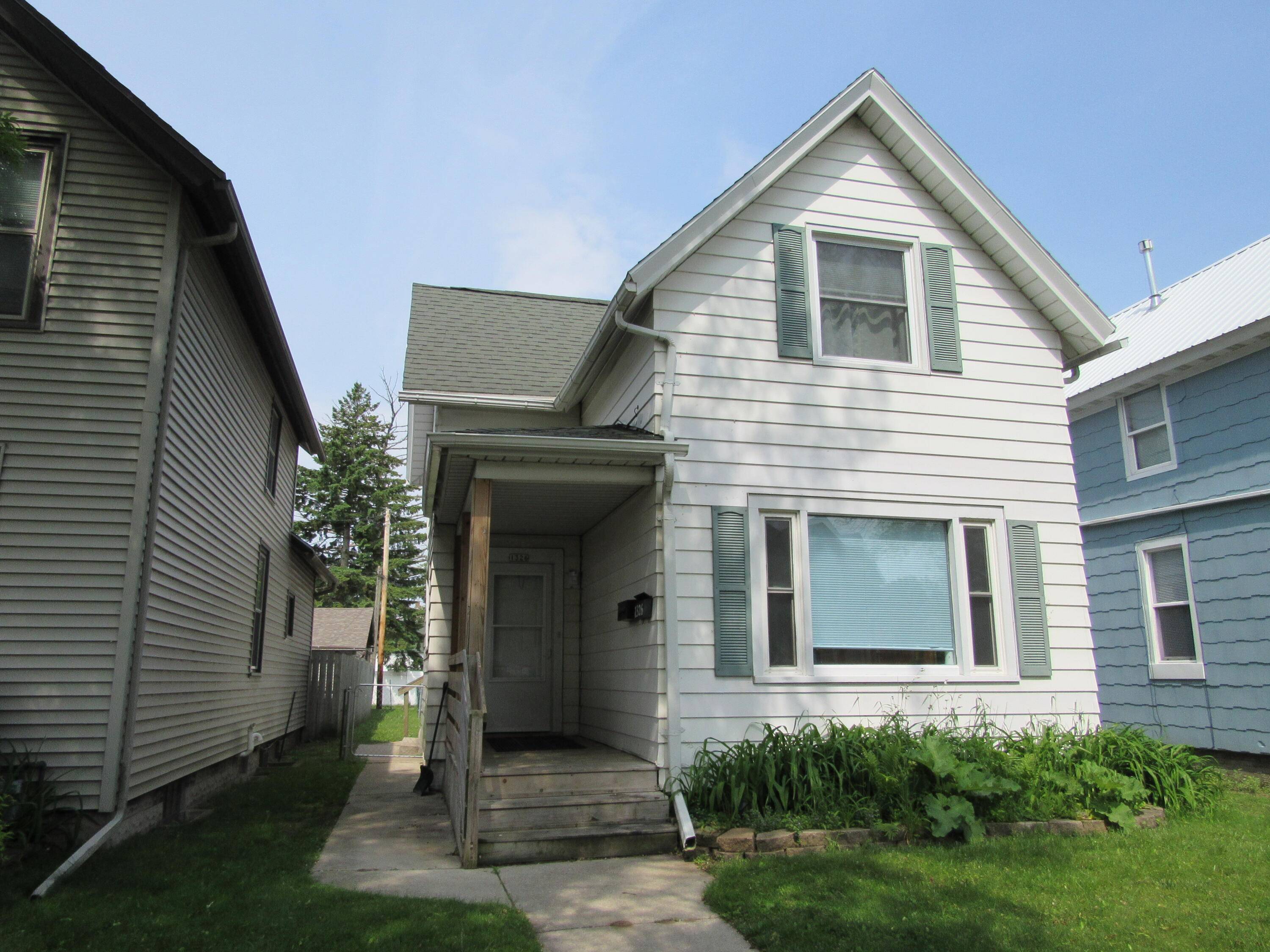 Sheboygan, WI 53081,1326 N 11th St