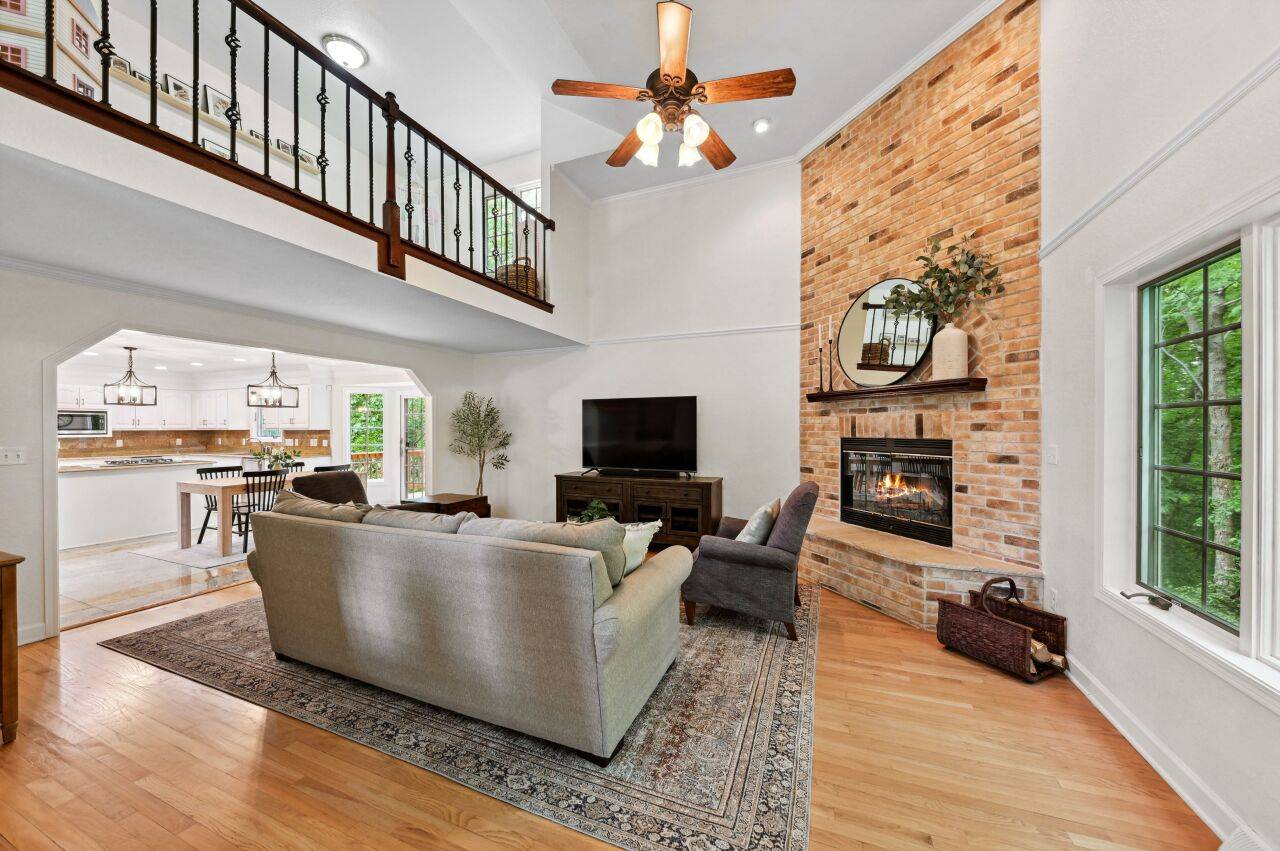 Delafield, WI 53018,W309N1693 Greywood Ln