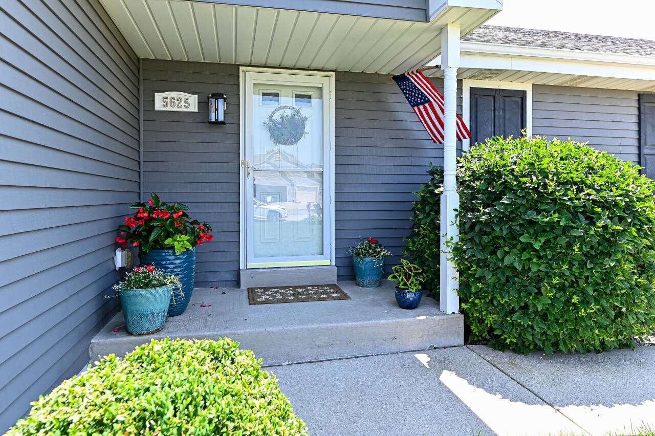 Caledonia, WI 53406,5625 Eagle Point Dr