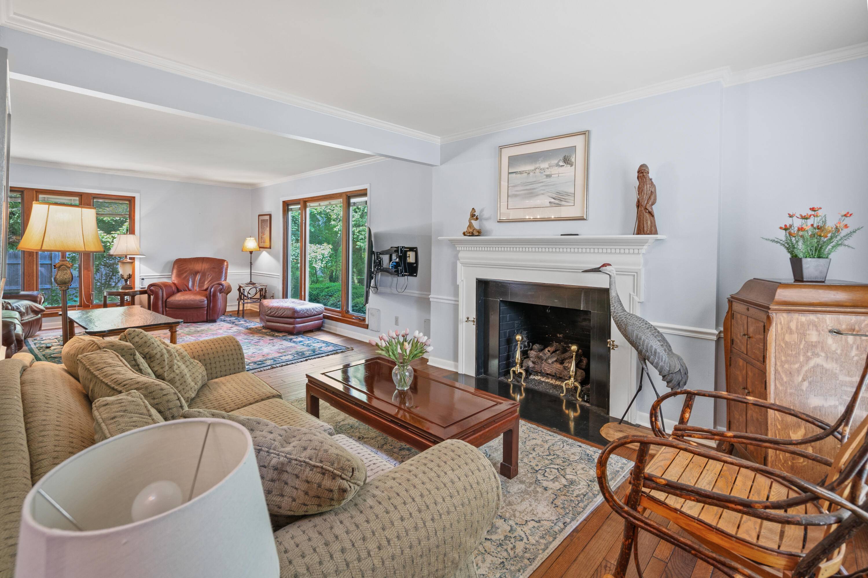 Bayside, WI 53217,1030 W Ravine Ln